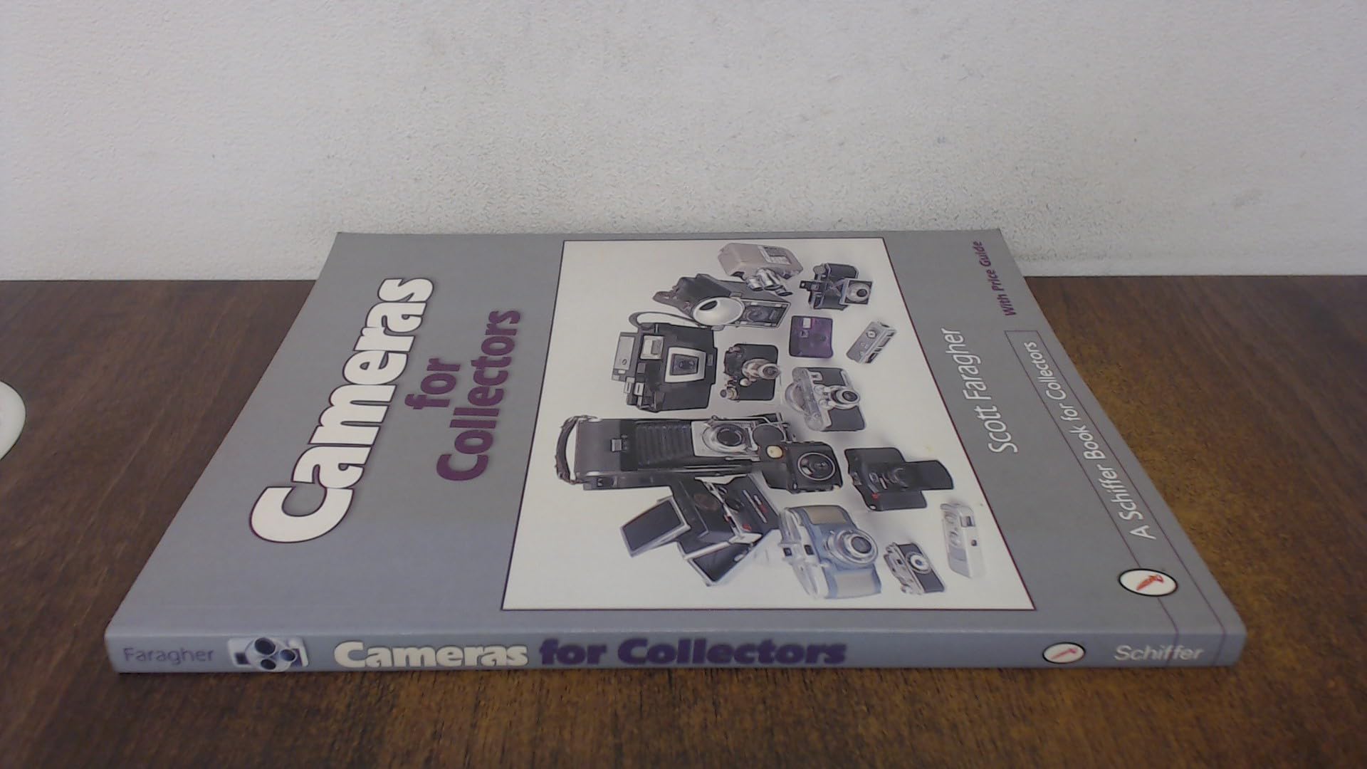 Cameras for Collectors (Schiffer Book for Collectors (Paperback)) Photography
