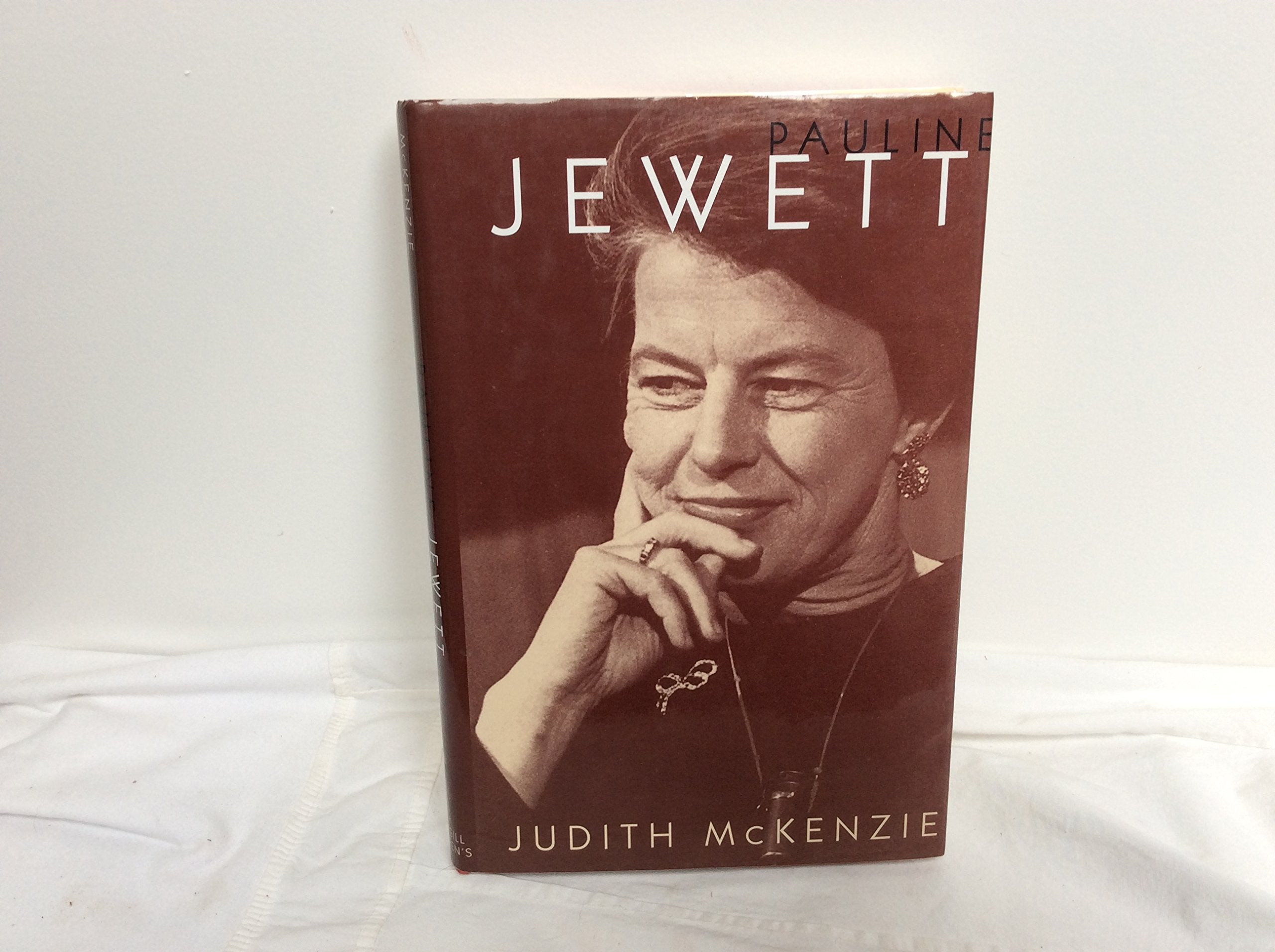 Pauline Jewett: A Passion for Canada Social Sciences