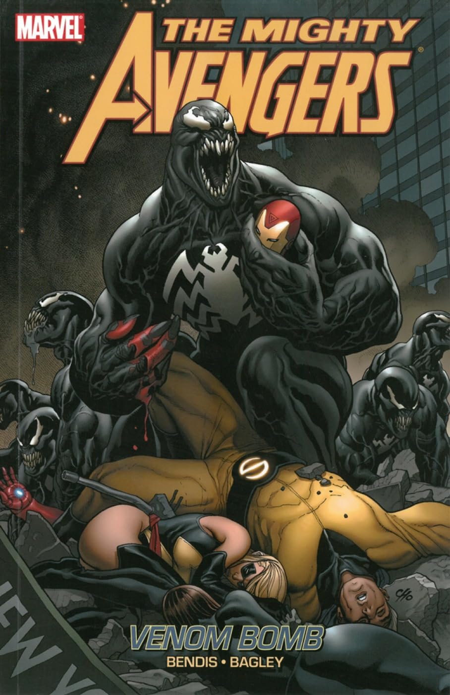 Mighty Avengers - Volume 2: Venom Bomb (Mighty Avengers, 2, Band 2) Manga