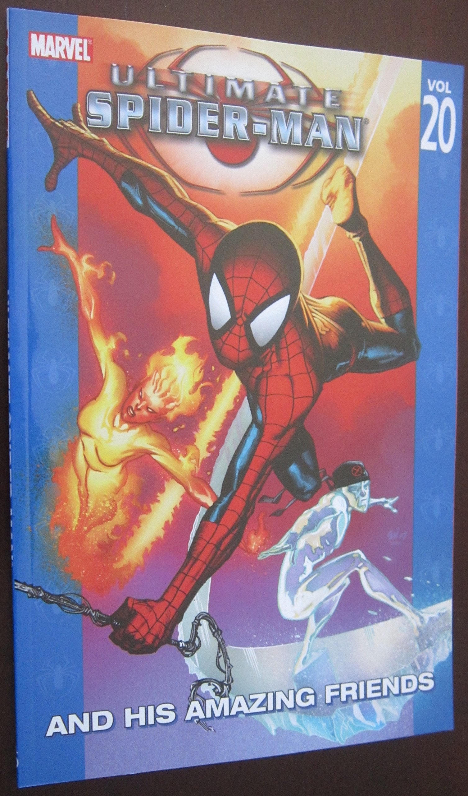 Ultimate Spider-Man - Volume 20: and His Amazing Friends book