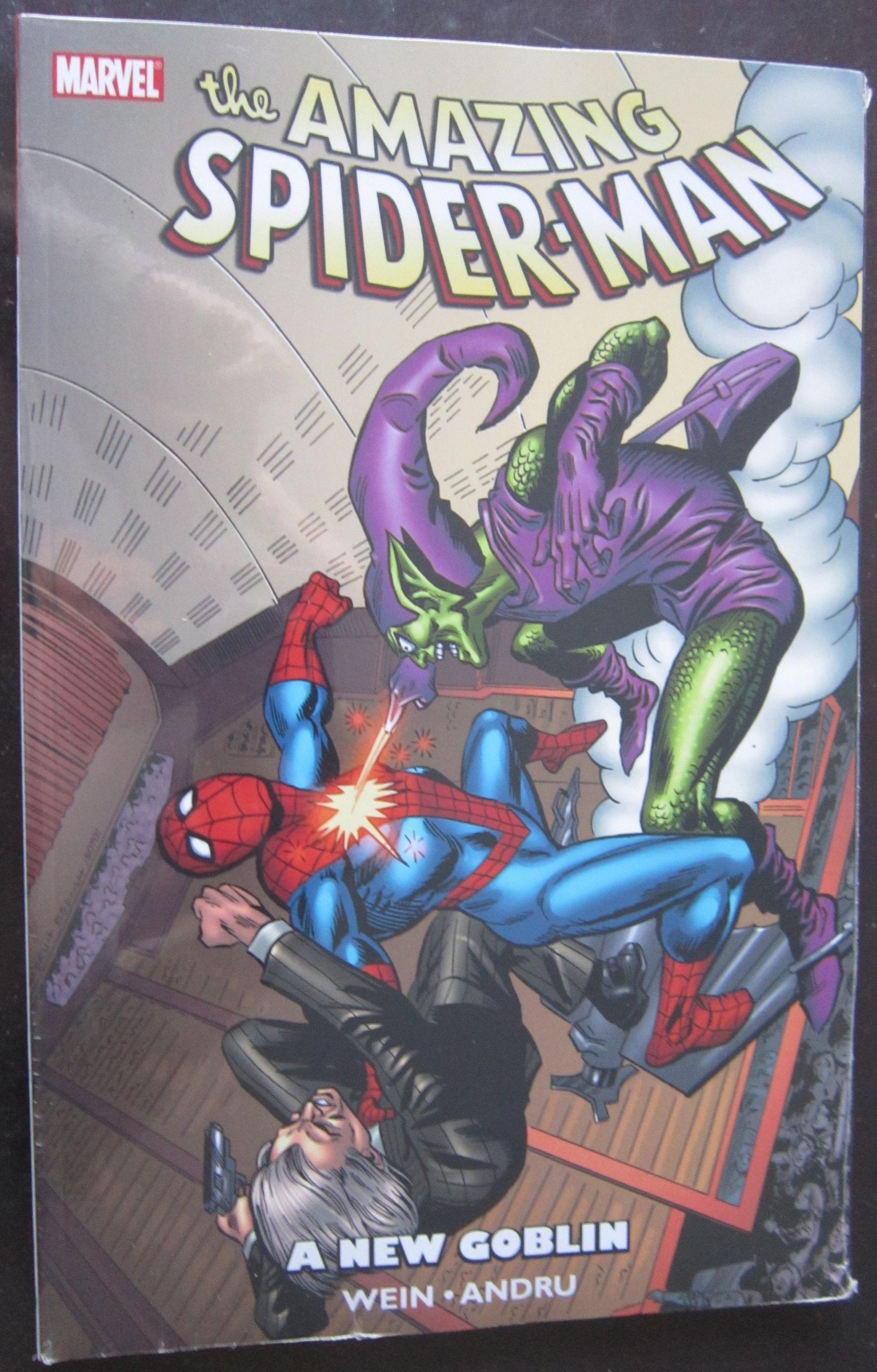 Spider-Man: A New Goblin (Spider-Man (Graphic Novels)) Humour & Satire
