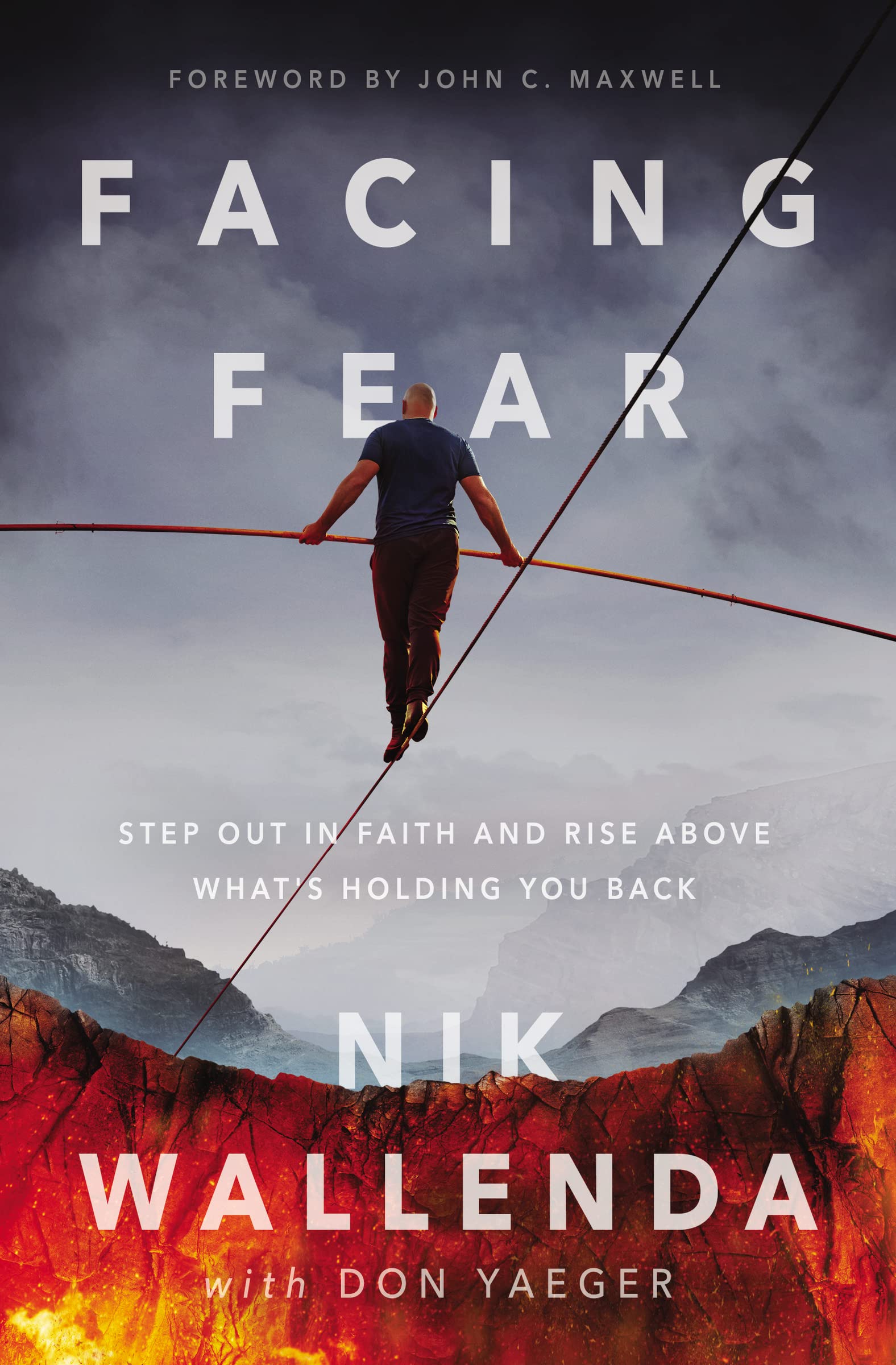 Facing Fear: Step Out in Faith and Rise Above What's Holding You Back Social Sciences
