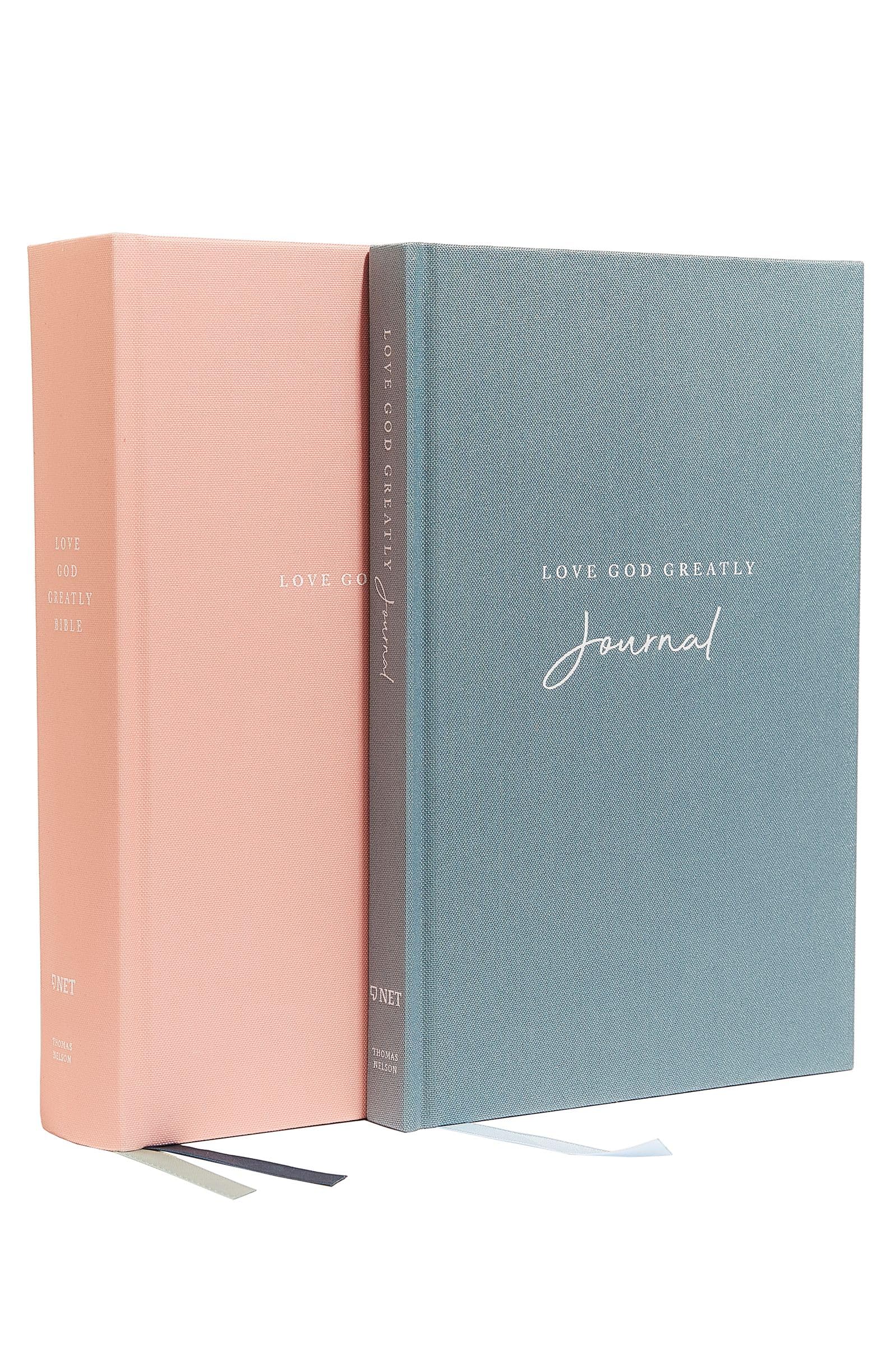 Love God Greatly Bible/Journal Combo: A SOAP Method Study Bible and Journal for Women (NET, Cloth-over-Board, Comfort Print) Religion & Esotericism