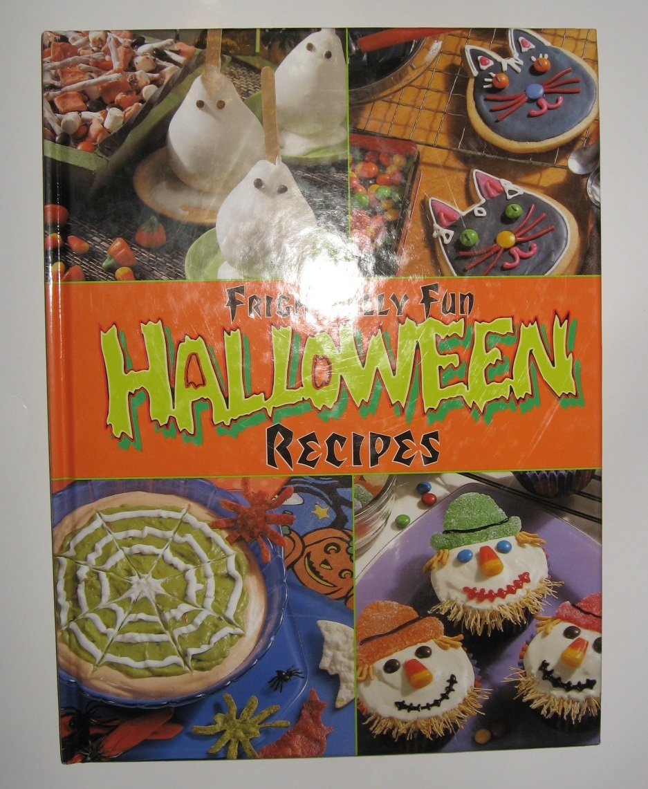 Frightfully Fun Halloween Recipes by Sanders, Kathy, photographer Books