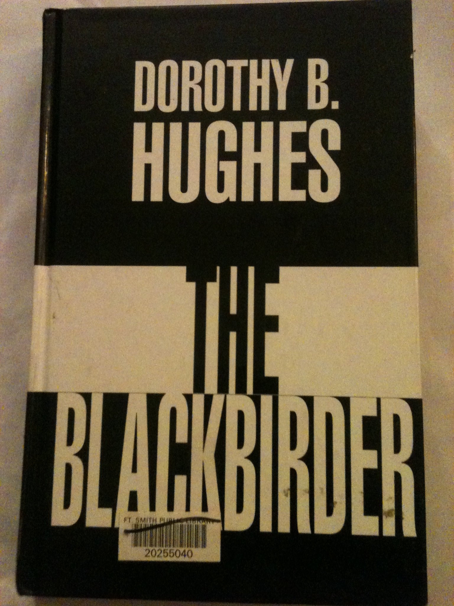 The Blackbirder (Thorndike Press Large Print Romance Series) Detective & CSI