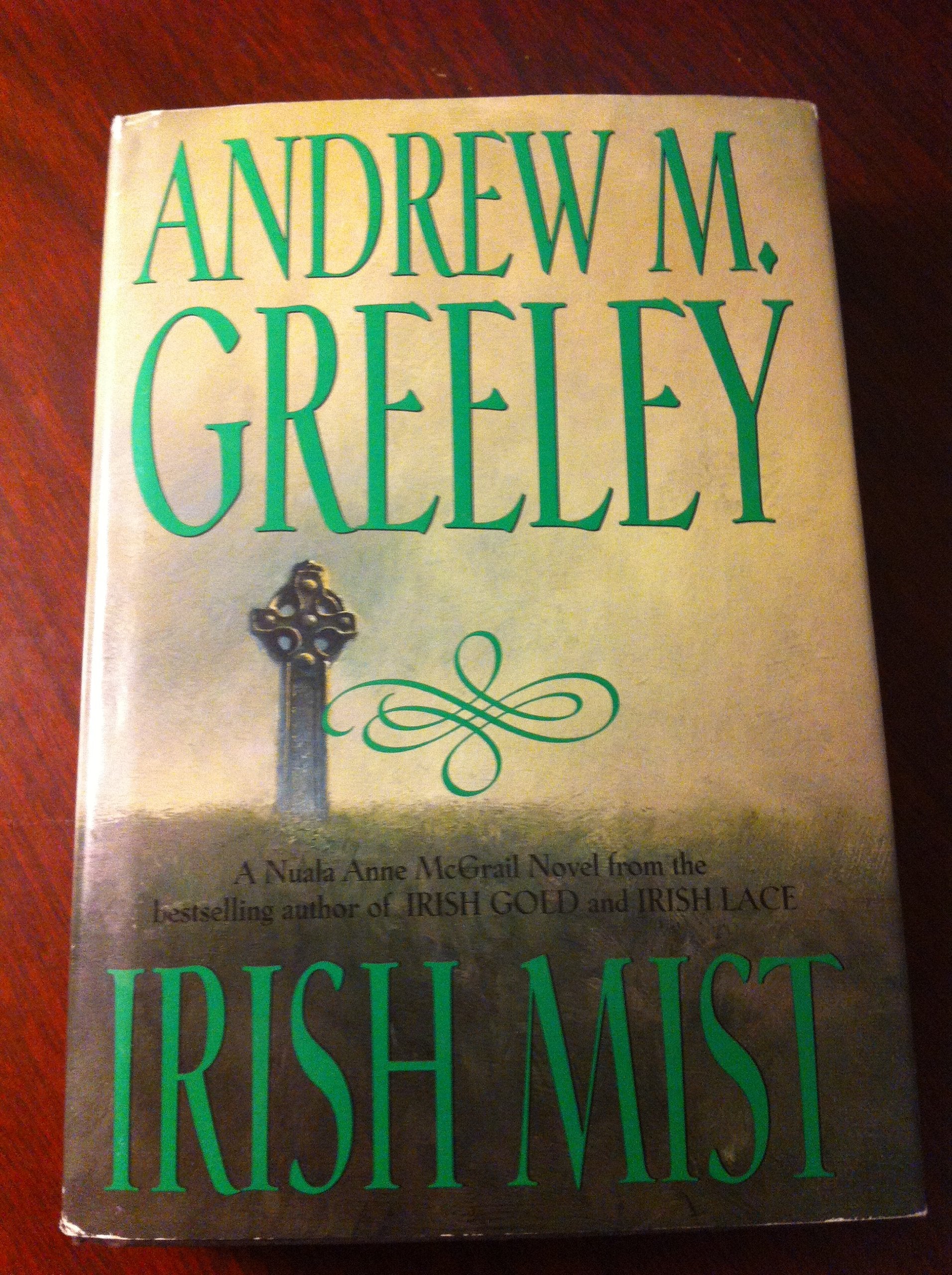 Irish Mist: A Nuala Anne McGrail Novel (Thorndike Press Large Print Basic Series) Detective & CSI