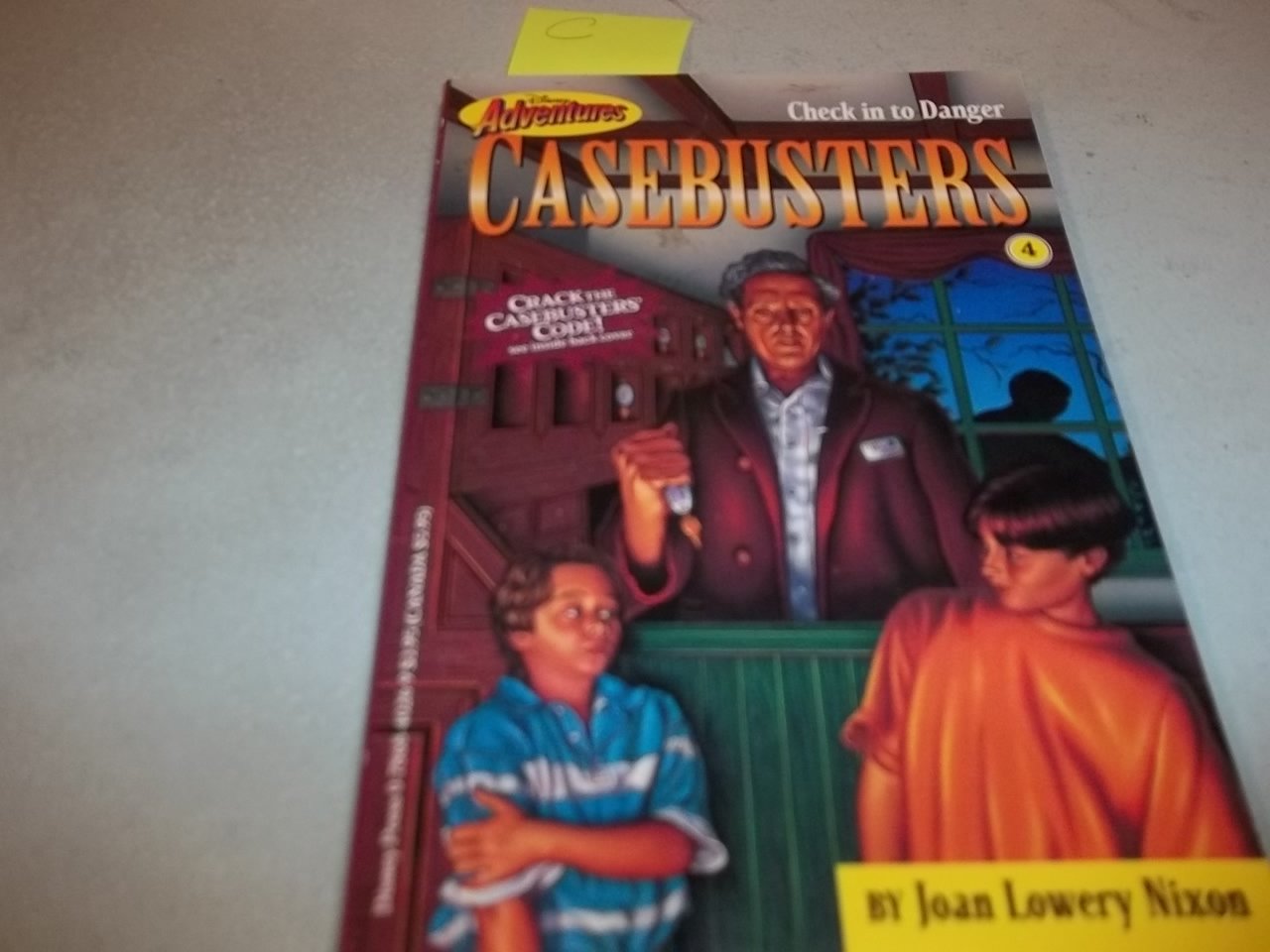 Check in to Danger (Disney Adventures Casebusters, 4, Band 4) Novels & Short Stories