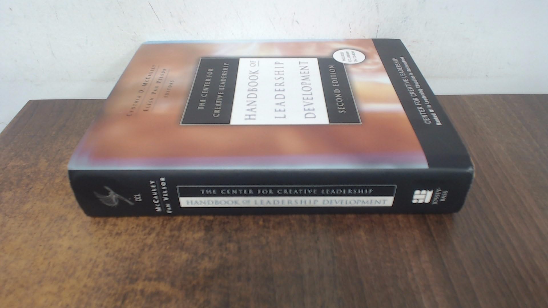 The Center for Creative Leadership Handbook of Leadership Development, w. CD-ROM (Jossey Bass Business & Management Series) Law