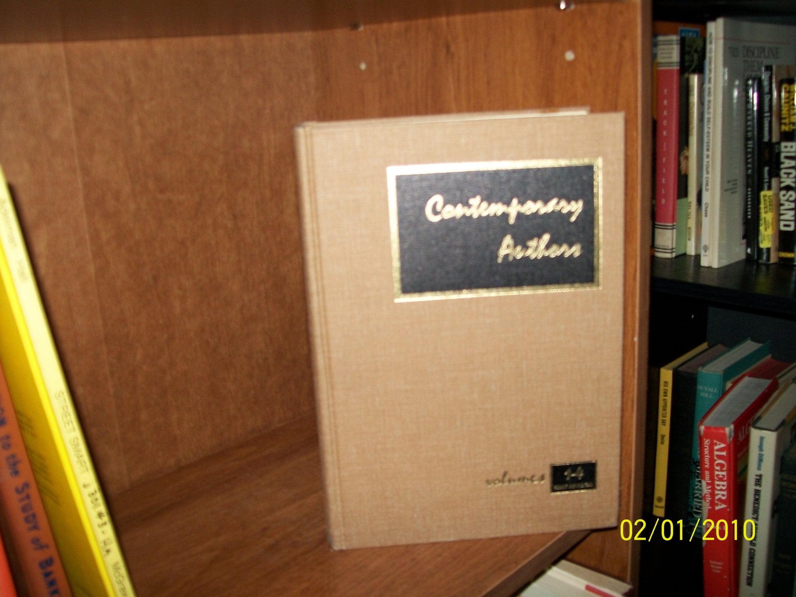 Contemporary Authors: A Bibliographical Guide to Current Writers in Fiction, General Non-Fiction, Poetry, Journalism, Drama, Motion Pictures, Televi Media & Communication