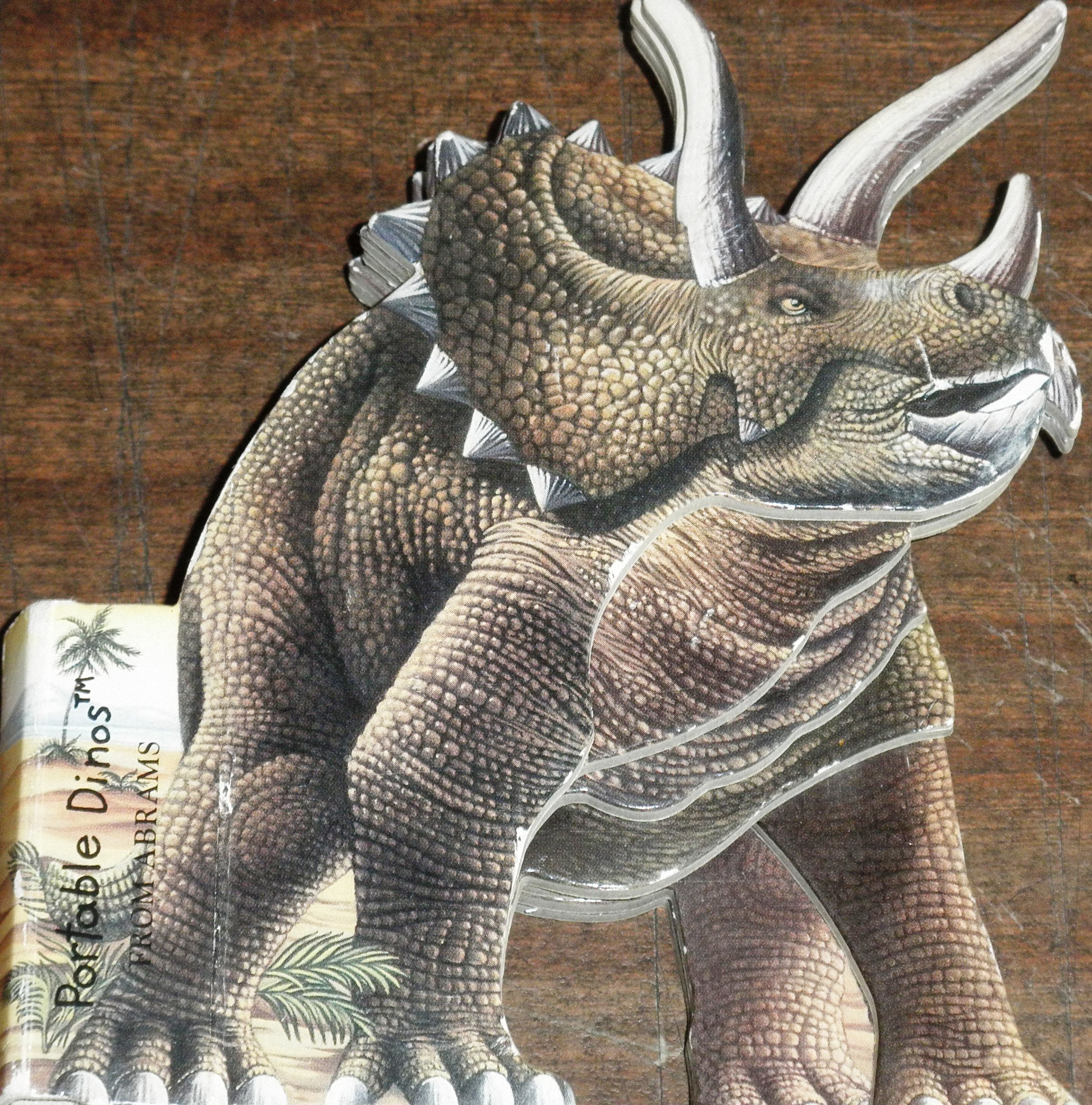 Triceratops (Portable Dinos S.) Parents & Children
