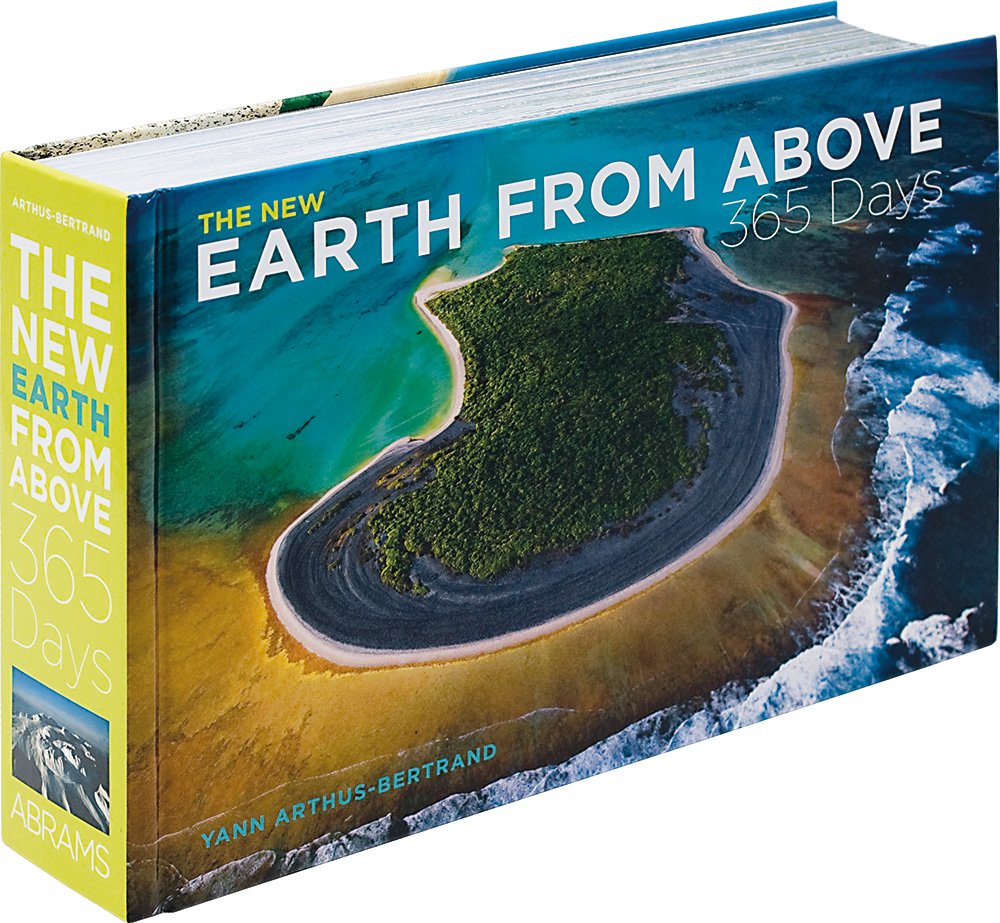The New Earth From Above: 365 Days: Revised Edition (365's) Mathematics