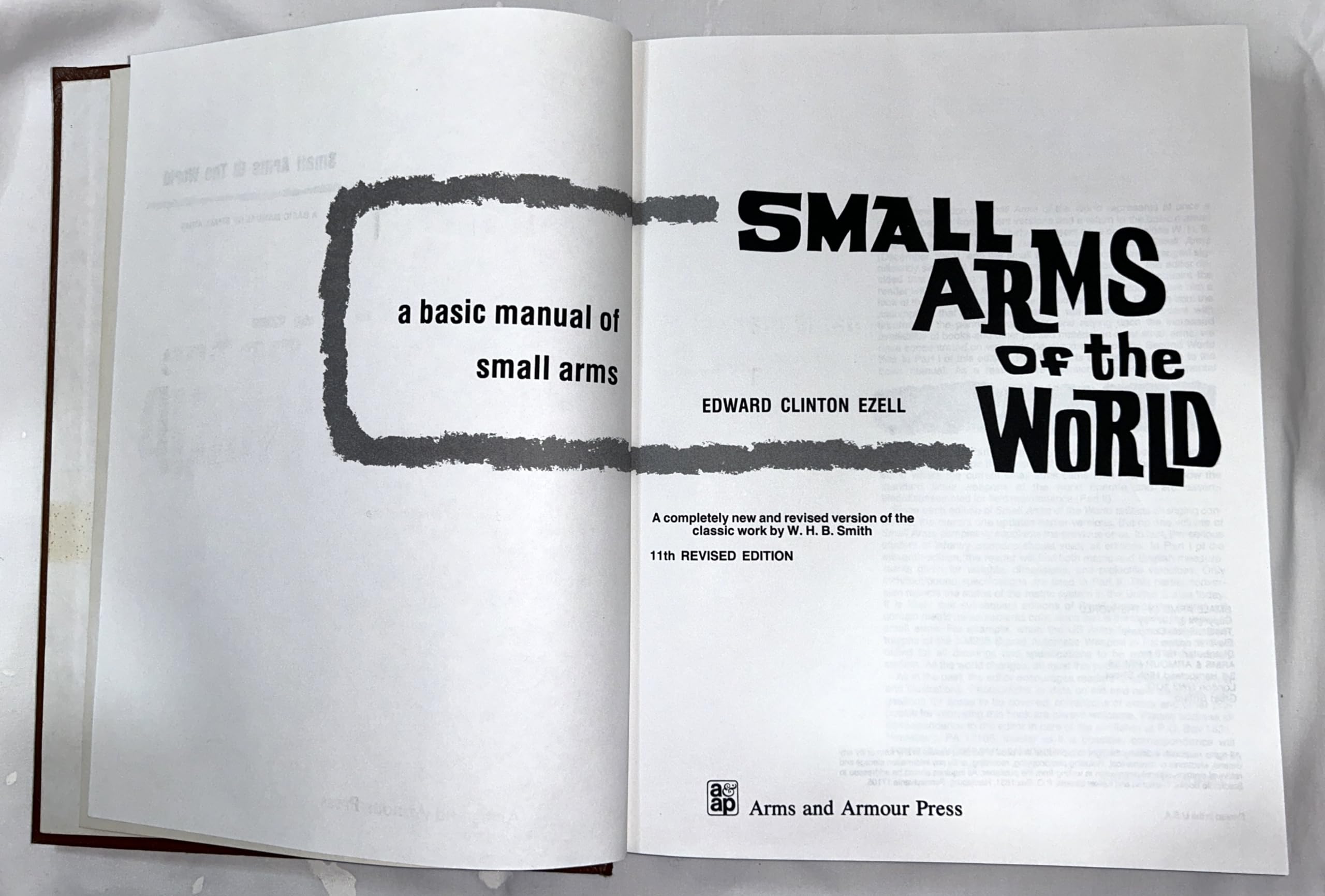 Small Arms of the World: A Basic Manual of Small Arms: 12th Edition Hobbies & Crafts