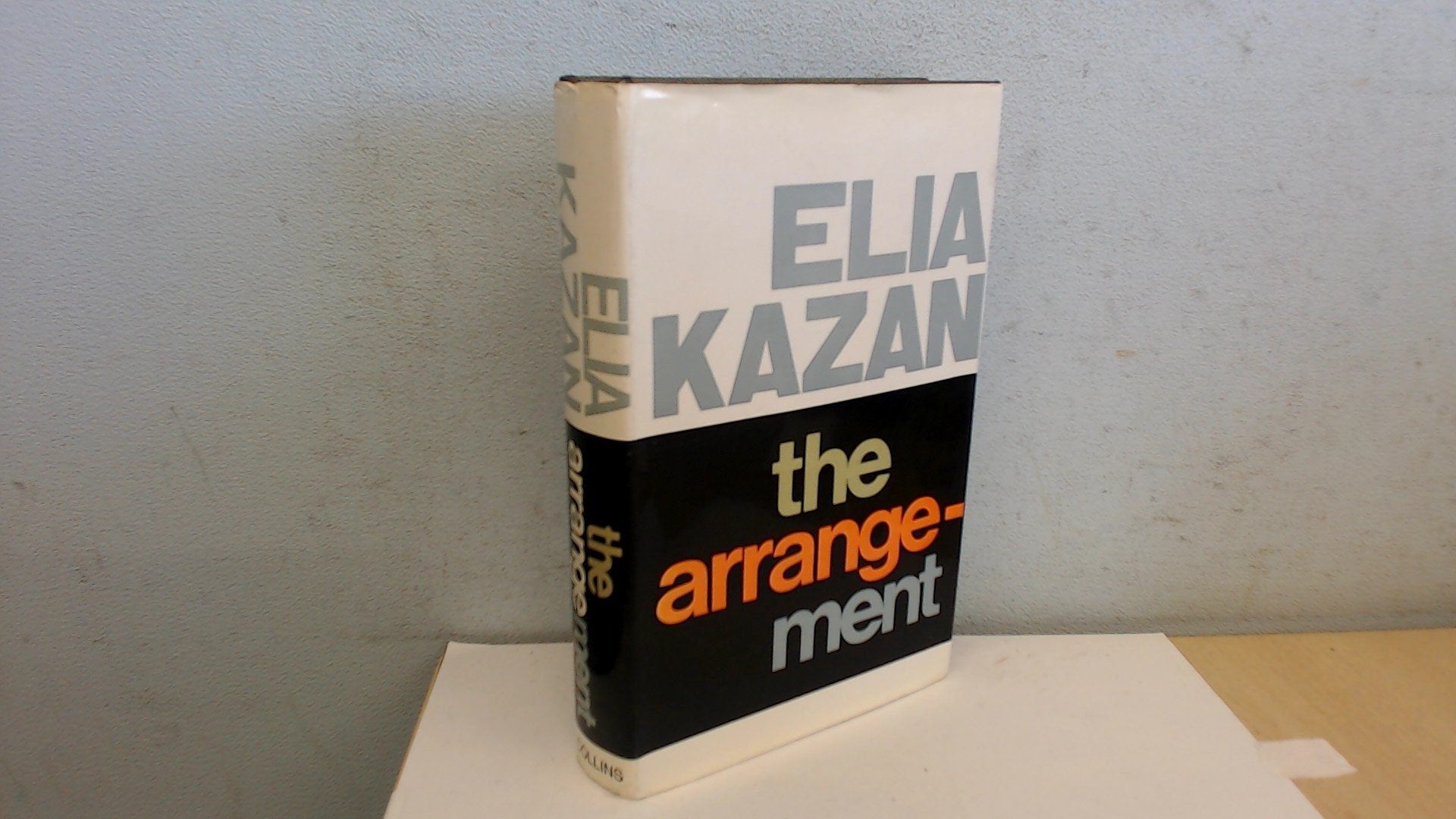 Das Arrangement Books