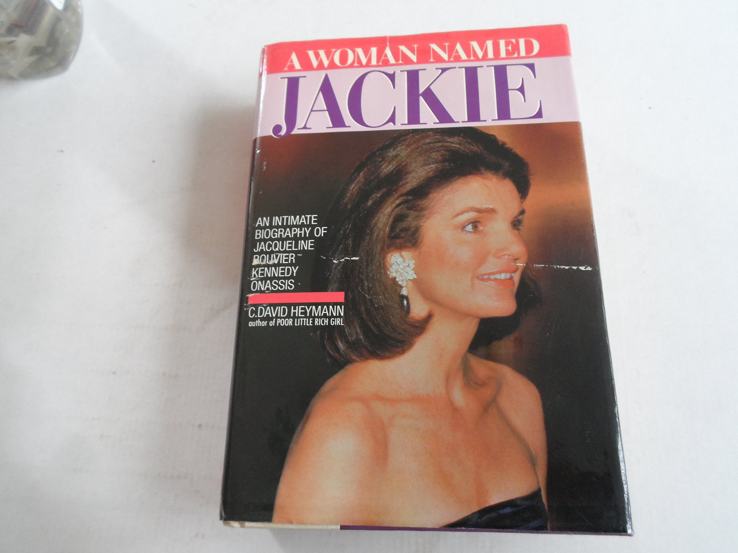 A Woman Named Jackie: An Intimate Biography of Jacqueline Bouvier Kennedy Onassis Contemporary literature
