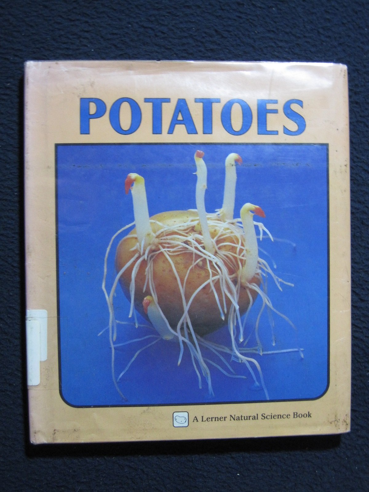 Product Image: Potatoes (Lerner Natural Science Book)