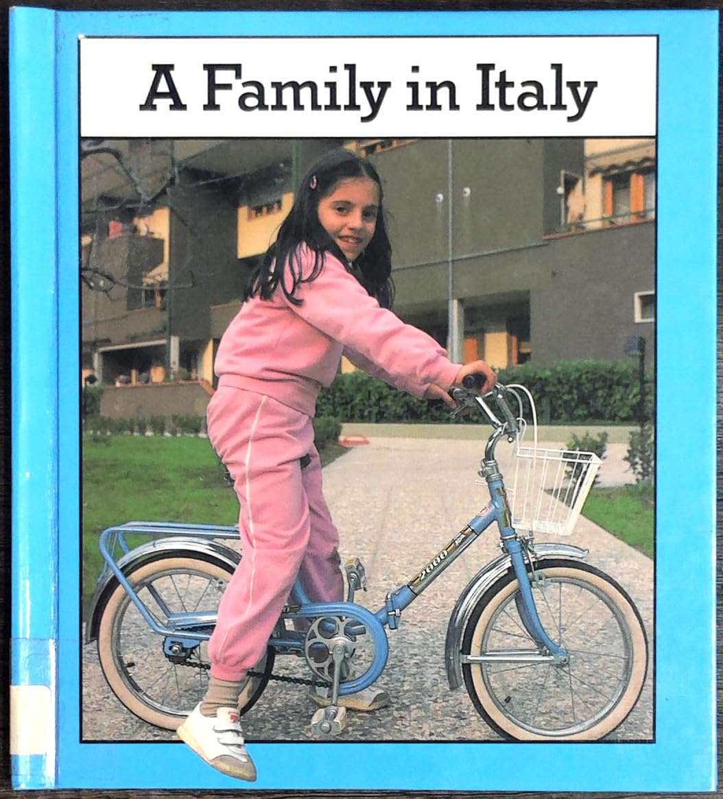 A Family in Italy (Families the World over) Books