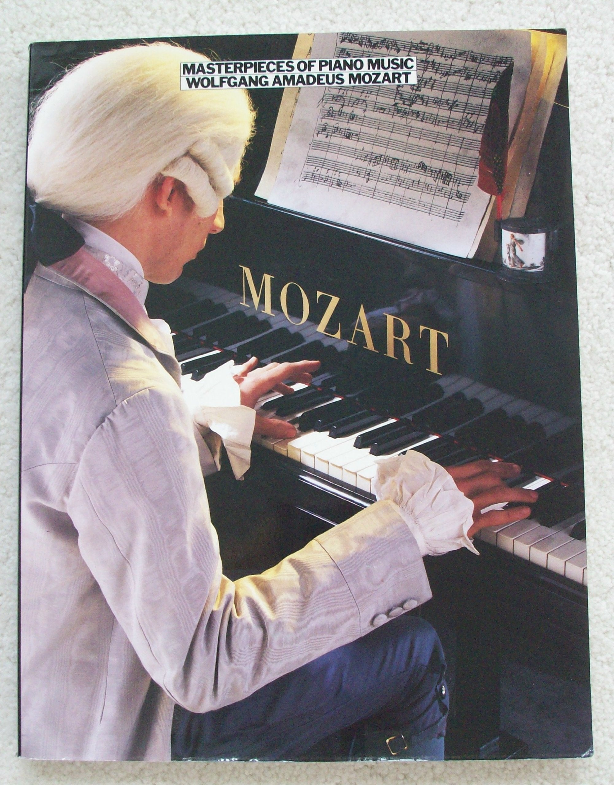 Wolfgang Amadeus Mozart (Masterpieces of Piano Music Series) Sheet Music