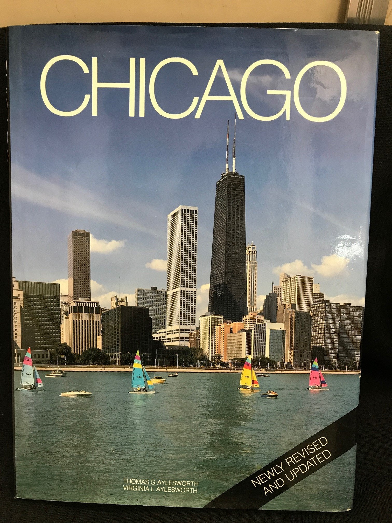 Chicago Travel Guides