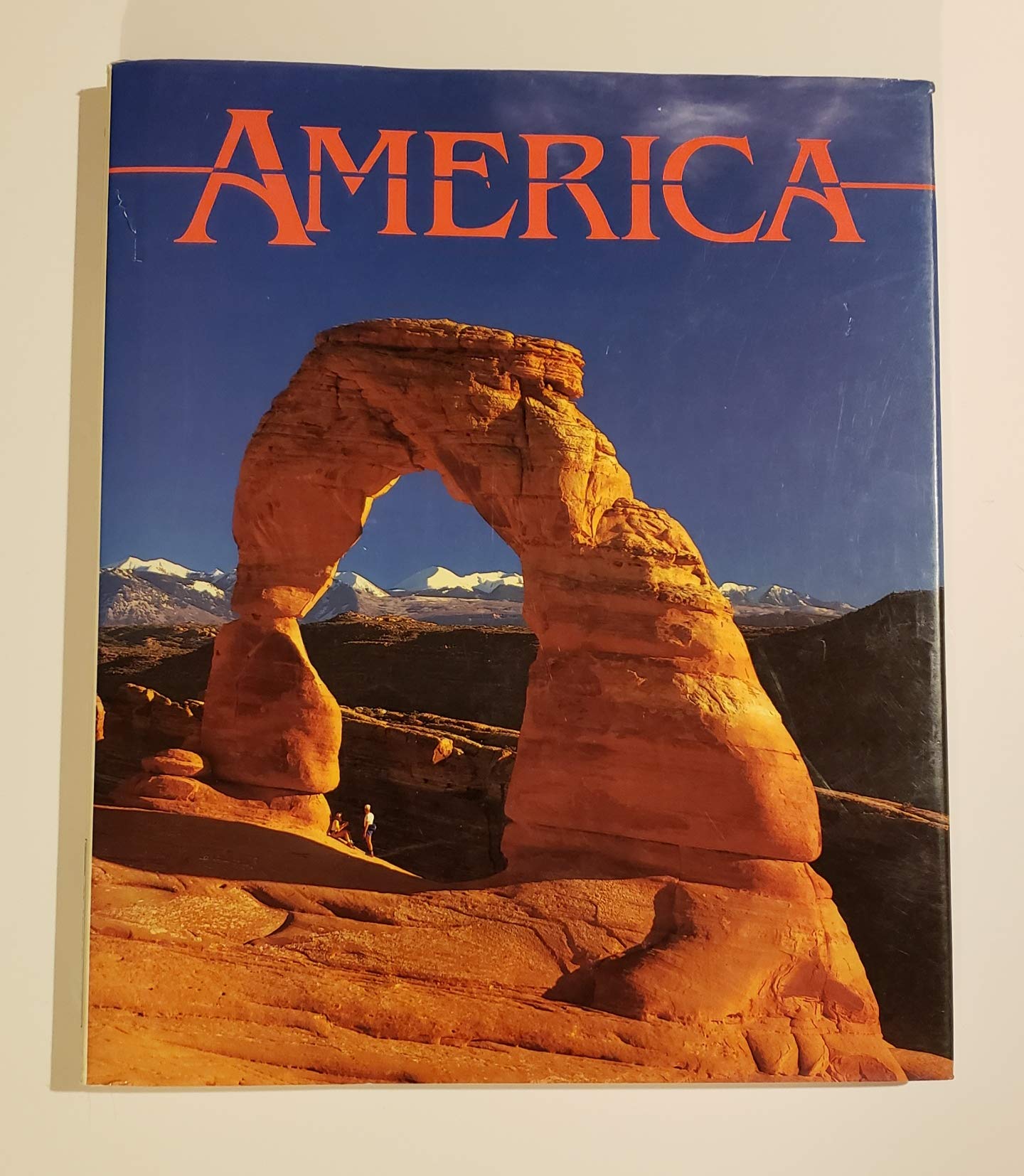 America (World Traveler Series) Travel Guides