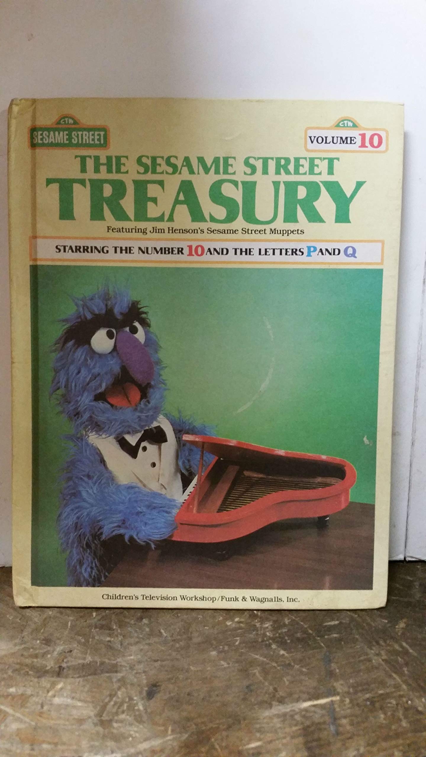 The Sesame Street Treasury, Vol. 10: Starring the Number 10 and the Letters P... Books