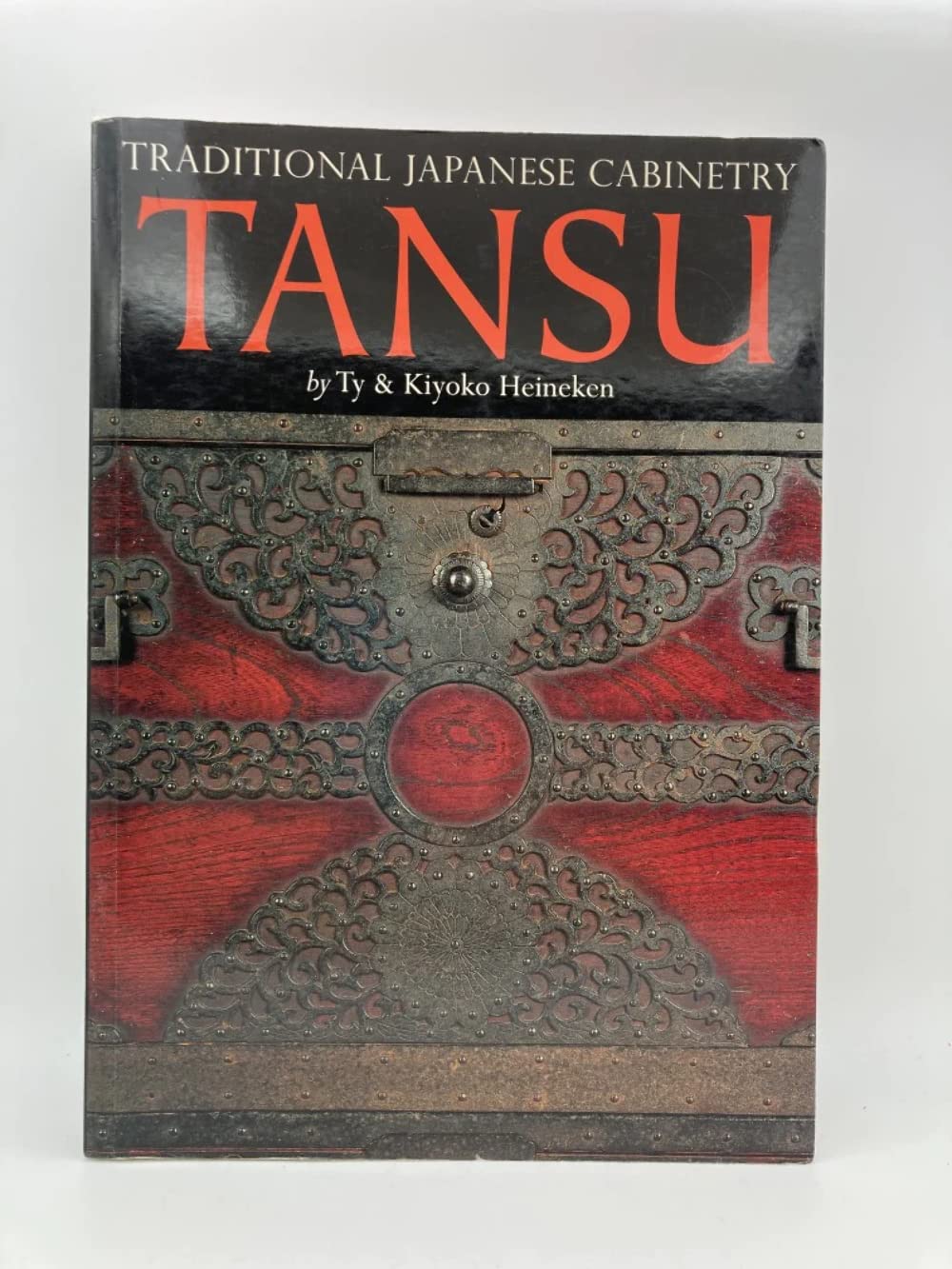 Tansu: Traditional Japanese Cabinetry Hobbies & Crafts