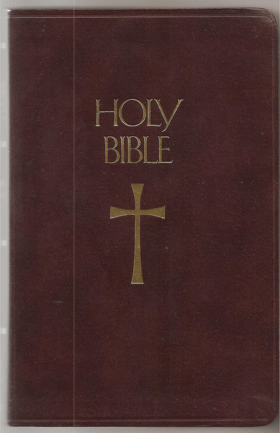 First Communion Bible/New American Bible/Catholic/Burgundy Leatherflex/No. 9053Cbg Religion & Esotericism
