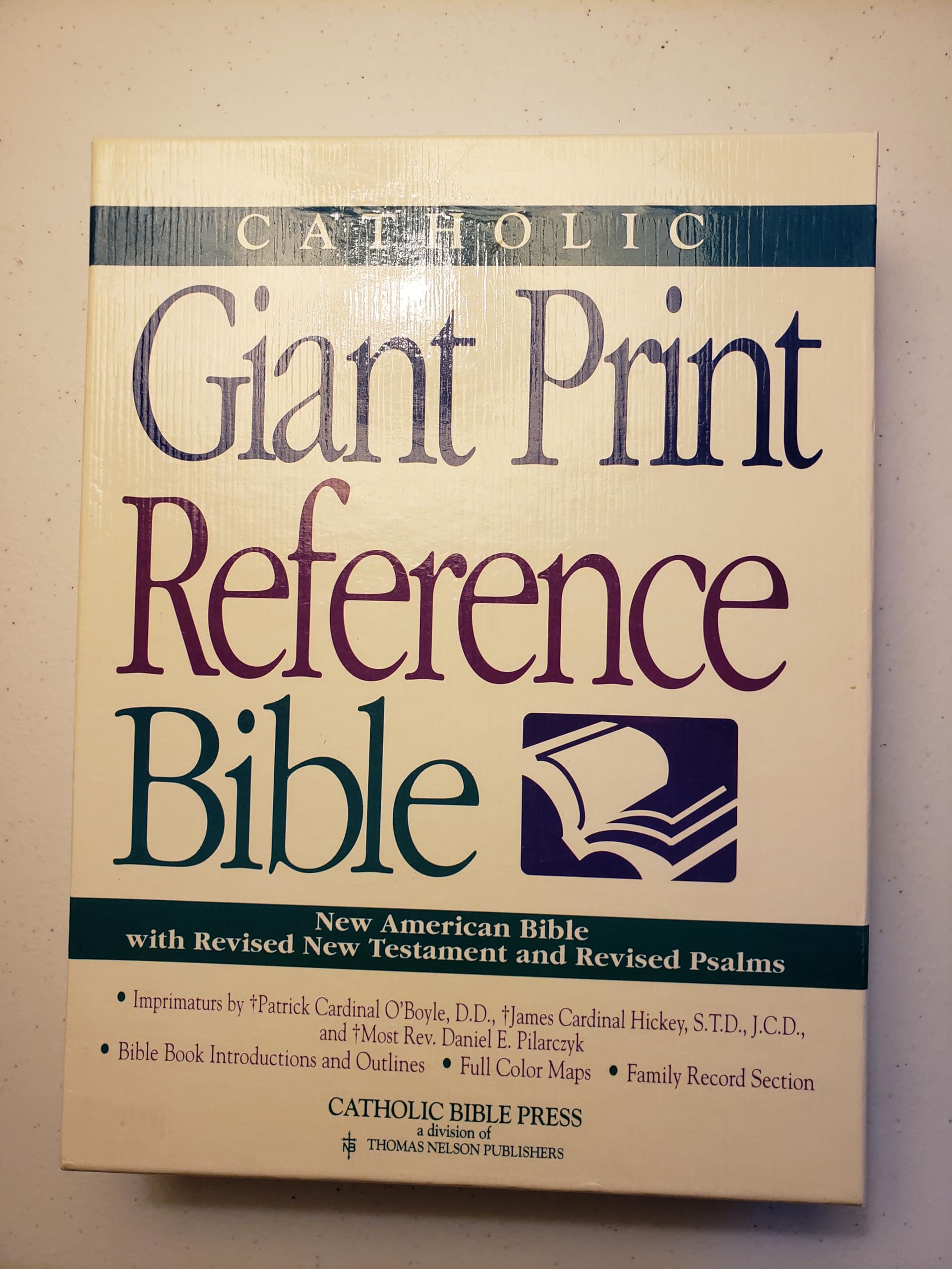 Holy Bible New American Bible: Giant Print Bible With Revised New Testament Religion & Esotericism
