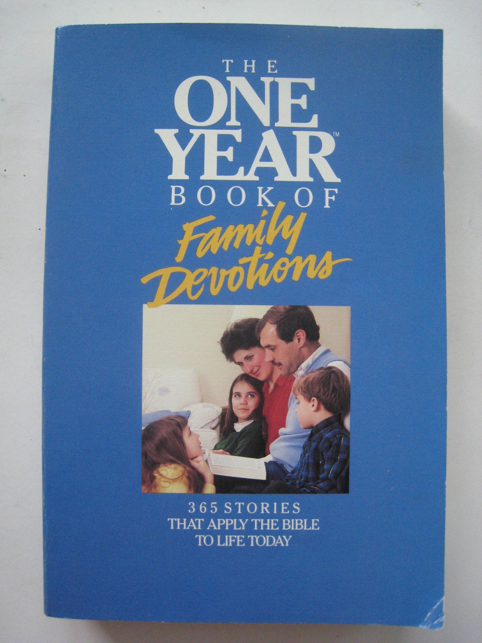 One Year Book of Family Devotions Religion & Esotericism