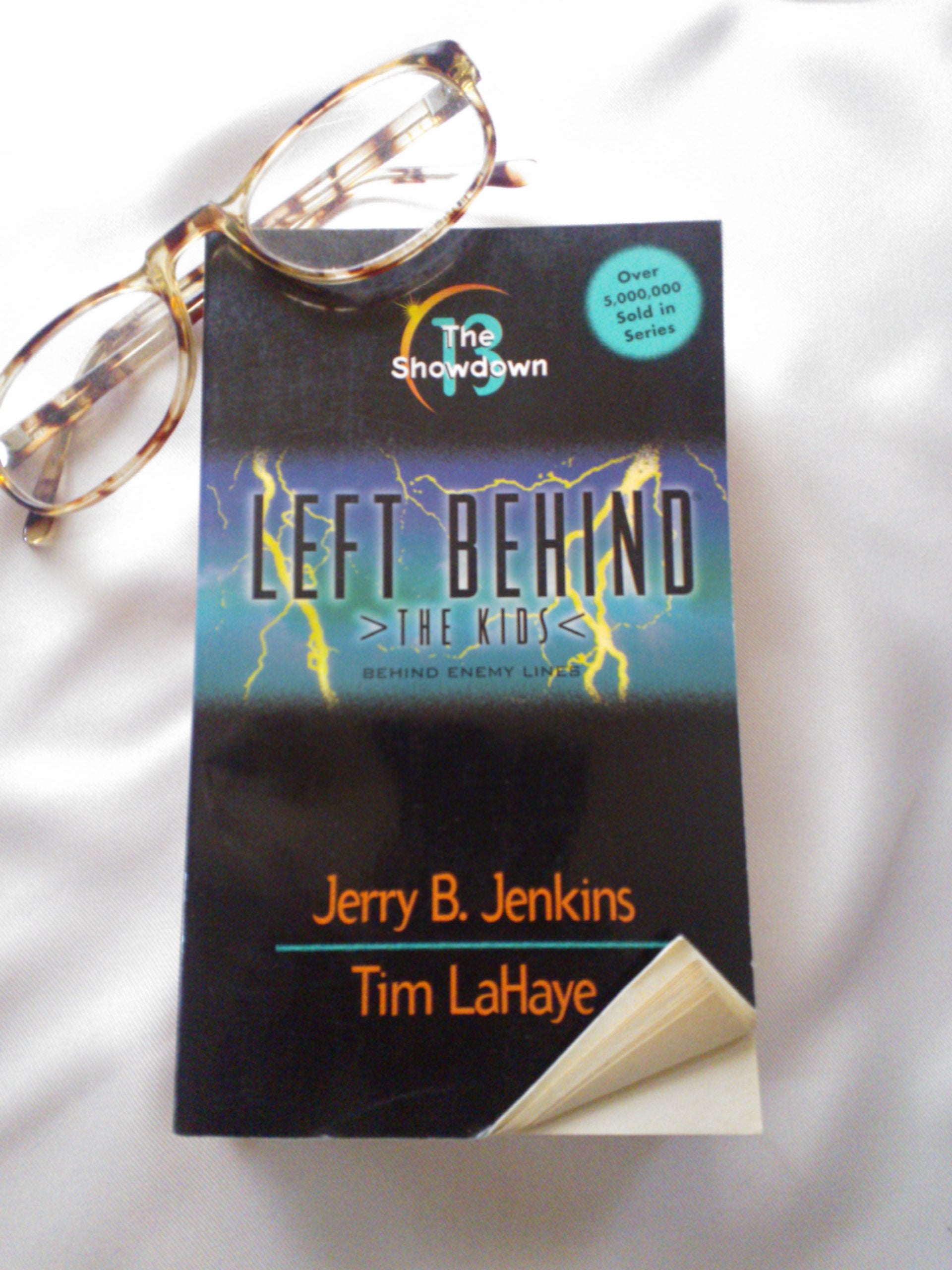 The Showdown (LEFT BEHIND THE KIDS, Band 13) Novels & Short Stories