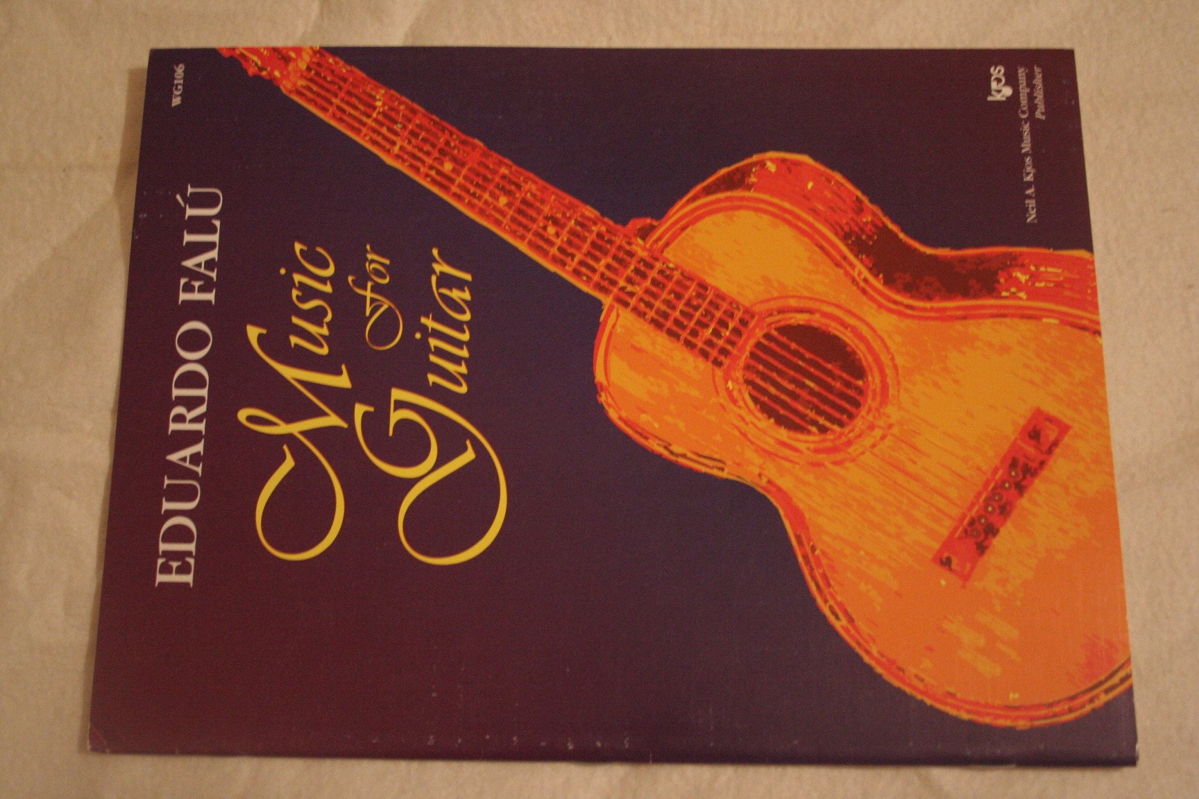 Eduardo Falu: Music for the Guitar book