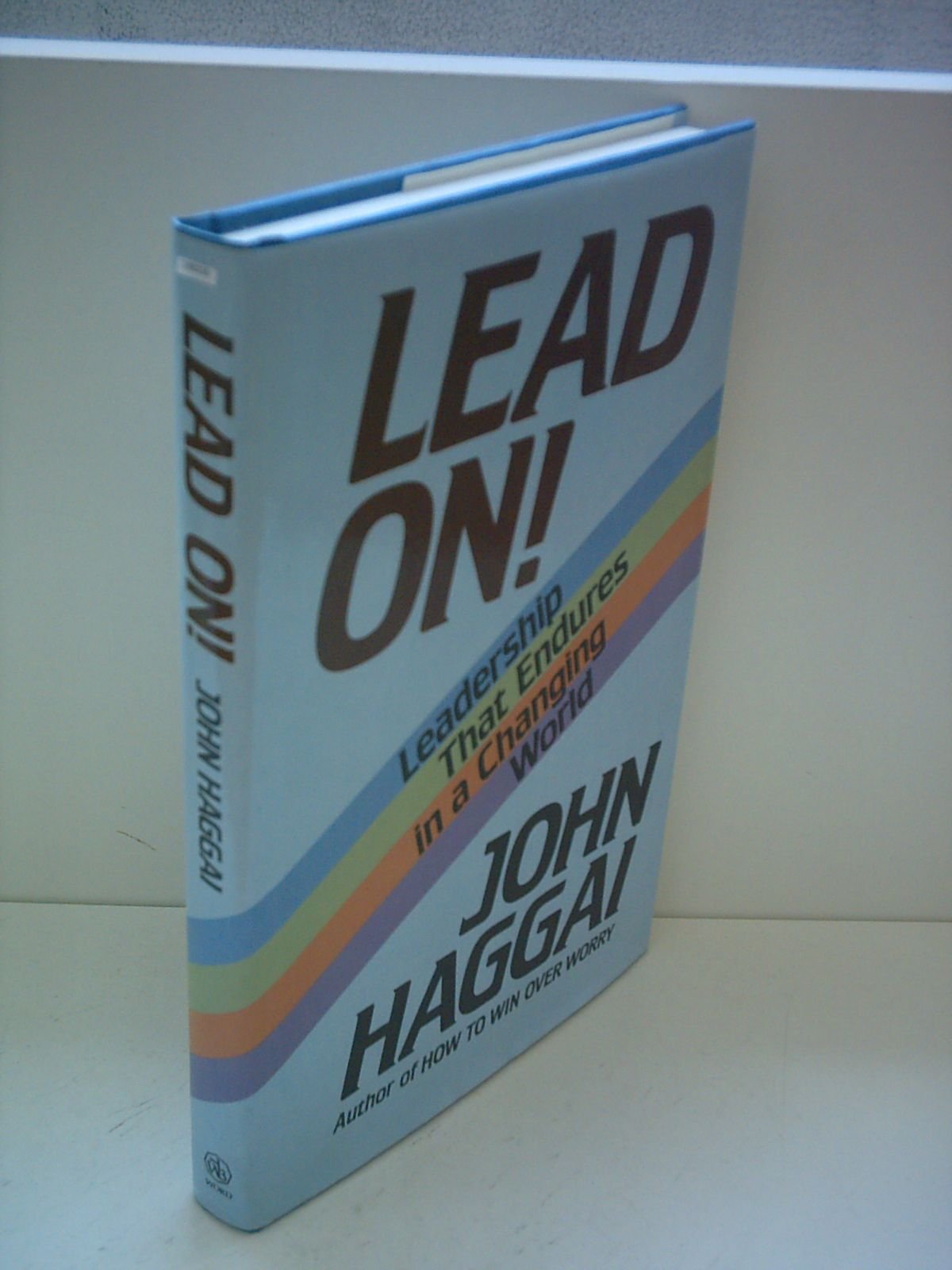 Product Image: John Haggai: Lead on! - Leadership That Endures in a Changing World