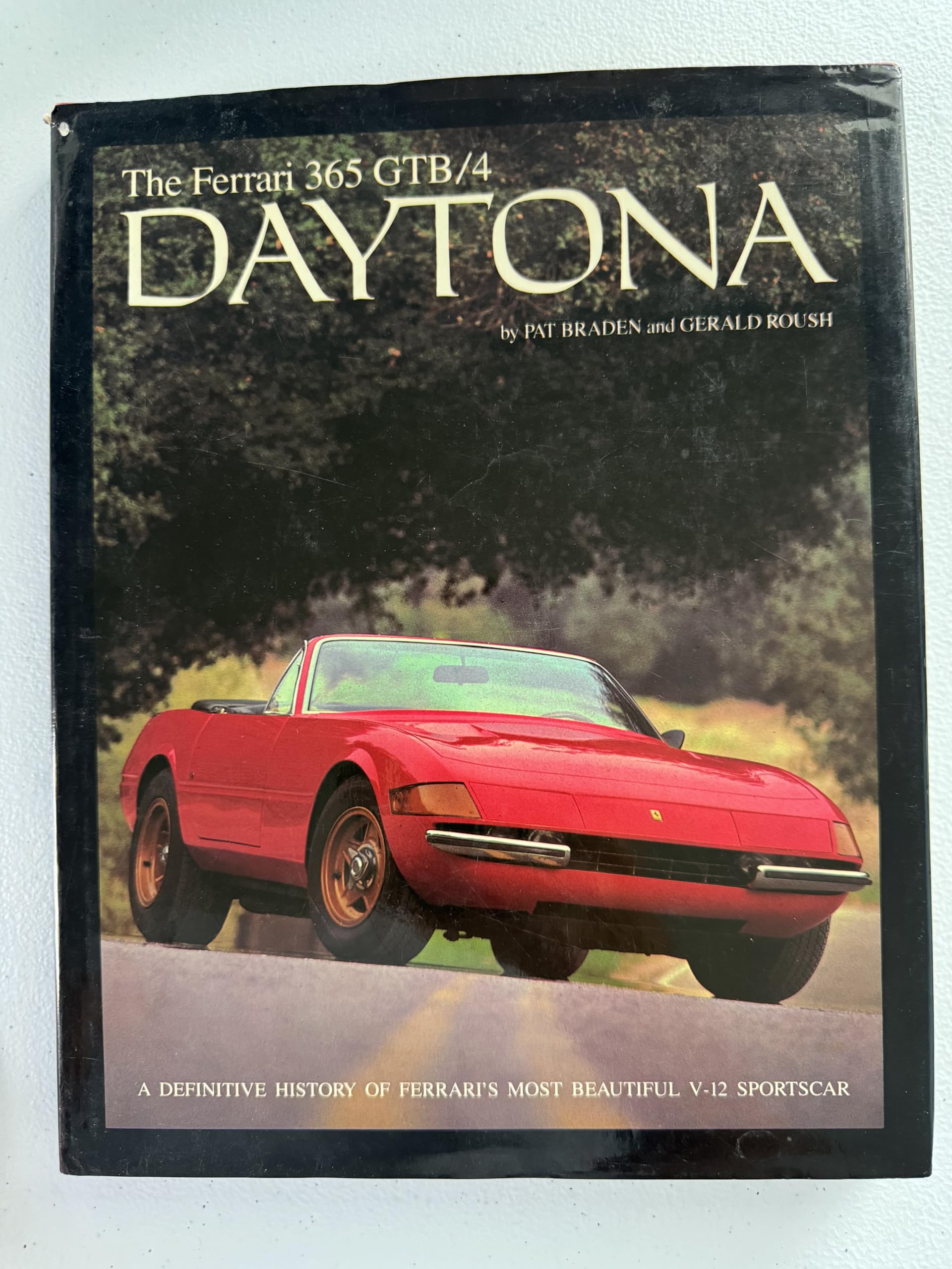 Ferrari Daytona Books