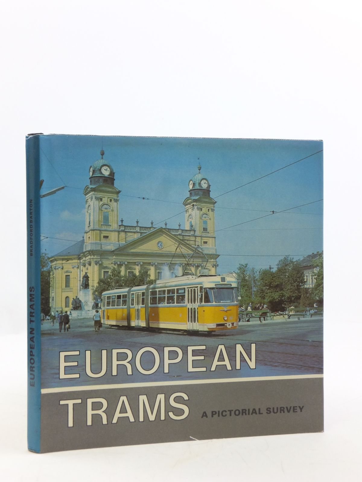 European Trams: Pictorial Survey book