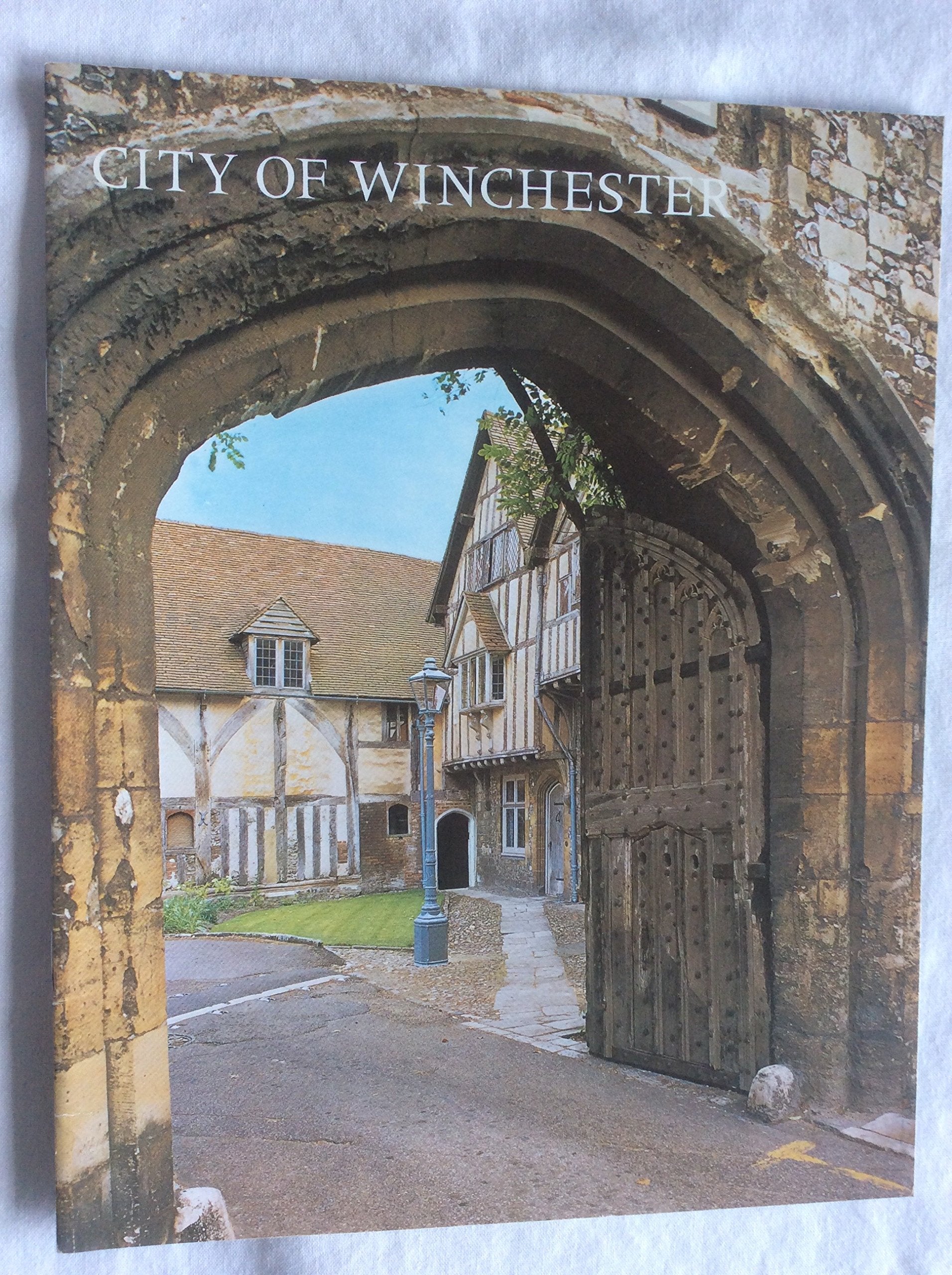 City of Winchester (Pride of Britain) Books