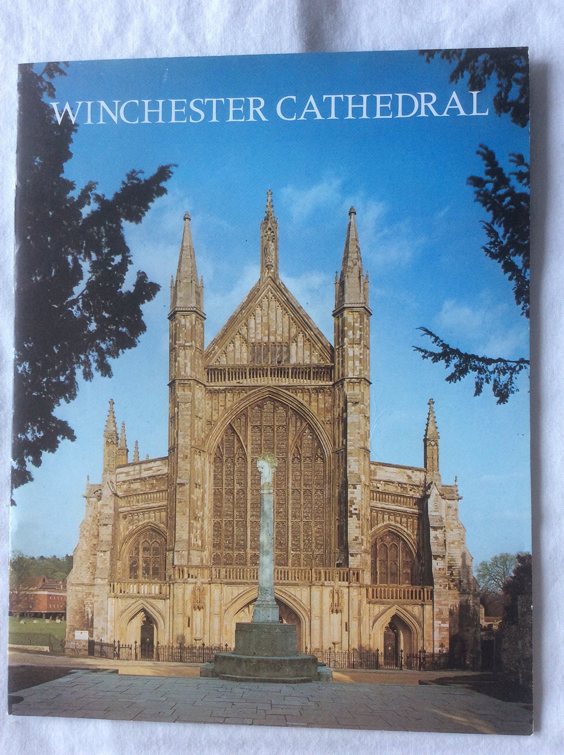 Winchester Cathedral (Pride of Britain) Books