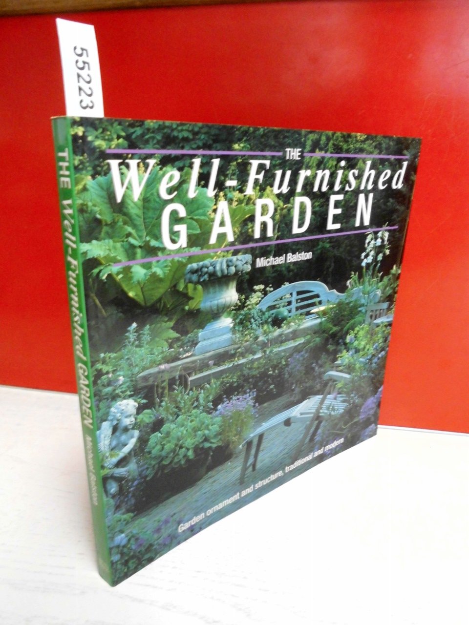 Well-furnished Garden Garden & Plants