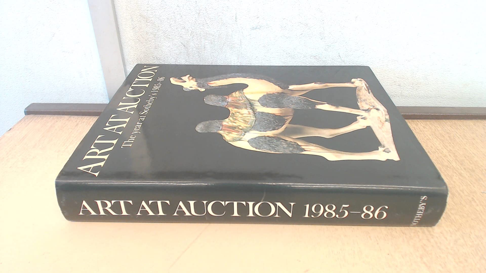 Art at Auction: The Year at Sotheby'S, 1985-86 (SOTHEBY'S ART AT AUCTION) Film, Art & Culture