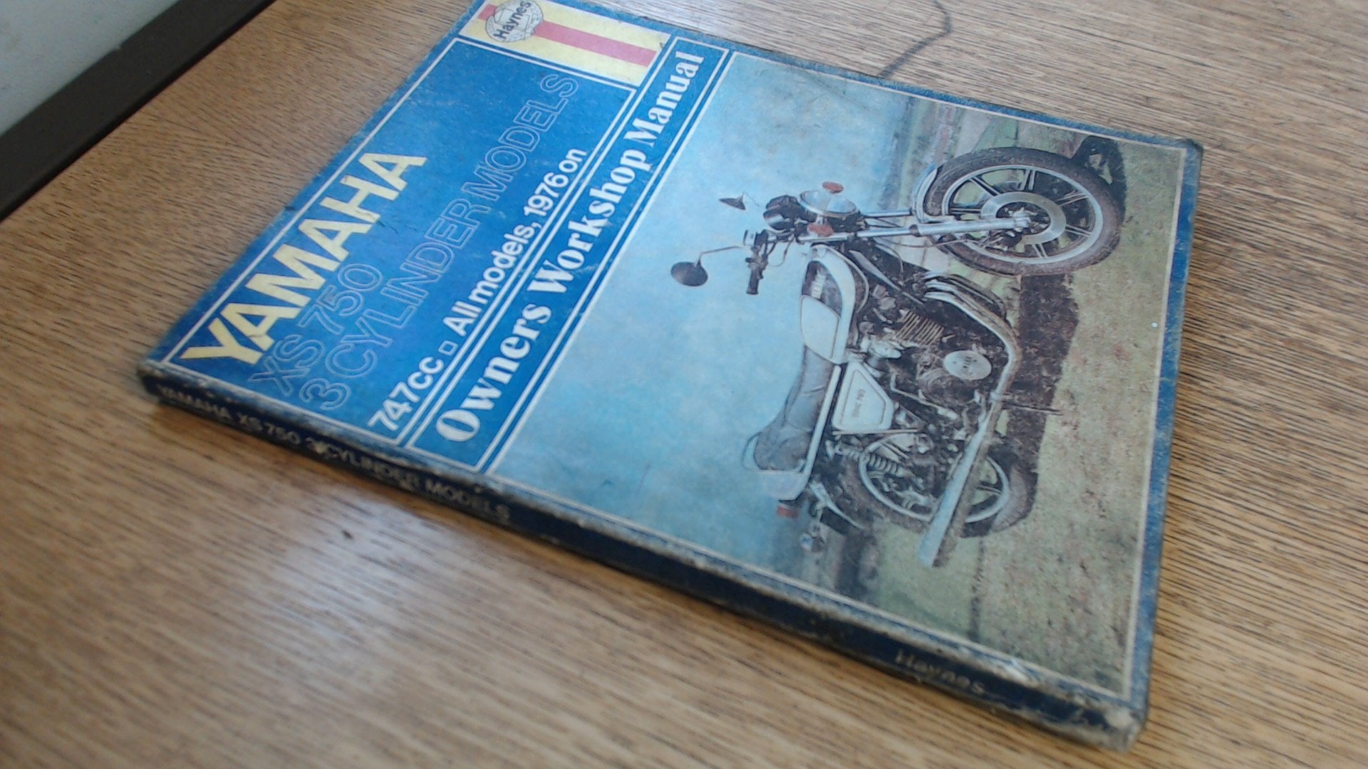 Yamaha XS750 3-cylinder Models Owner's Workshop Manual book