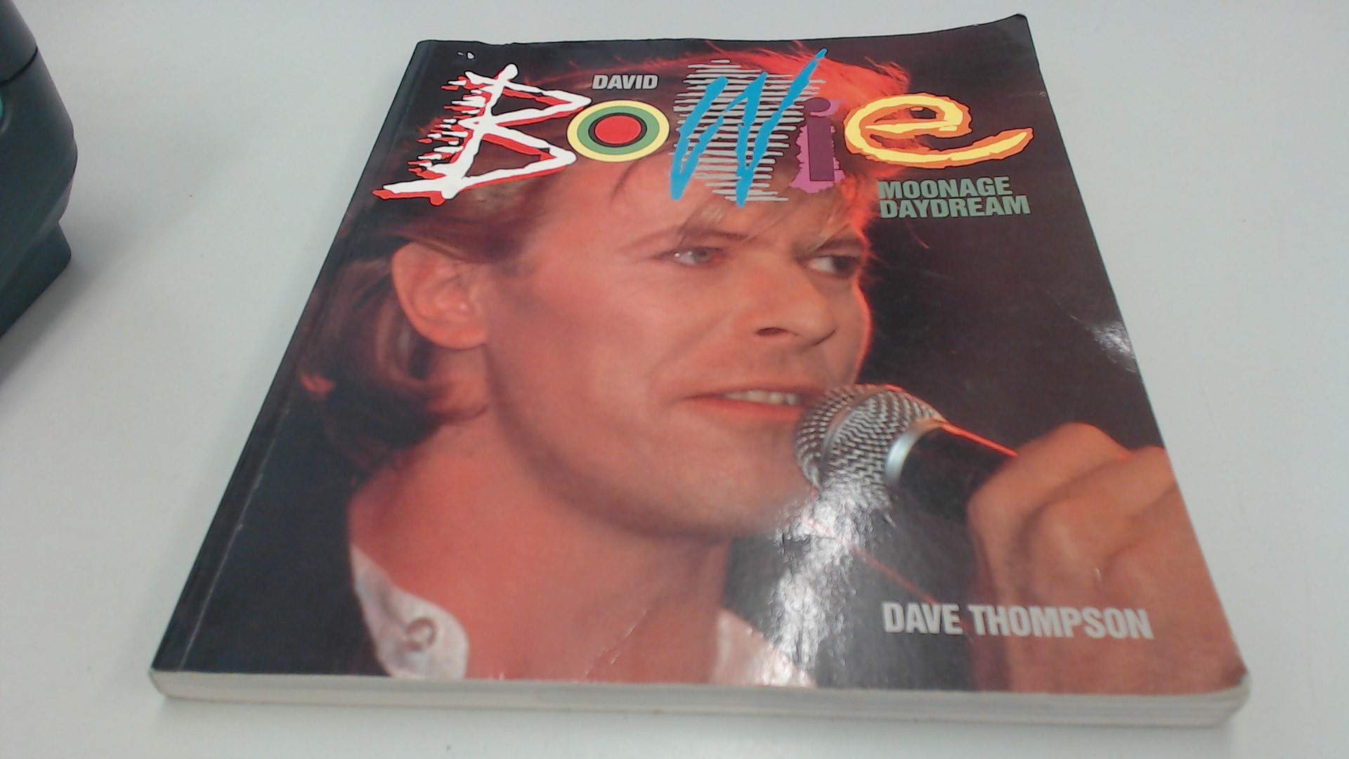 David Bowie: Moonage Daydream: Pakistan: Moonage Dream Social Sciences