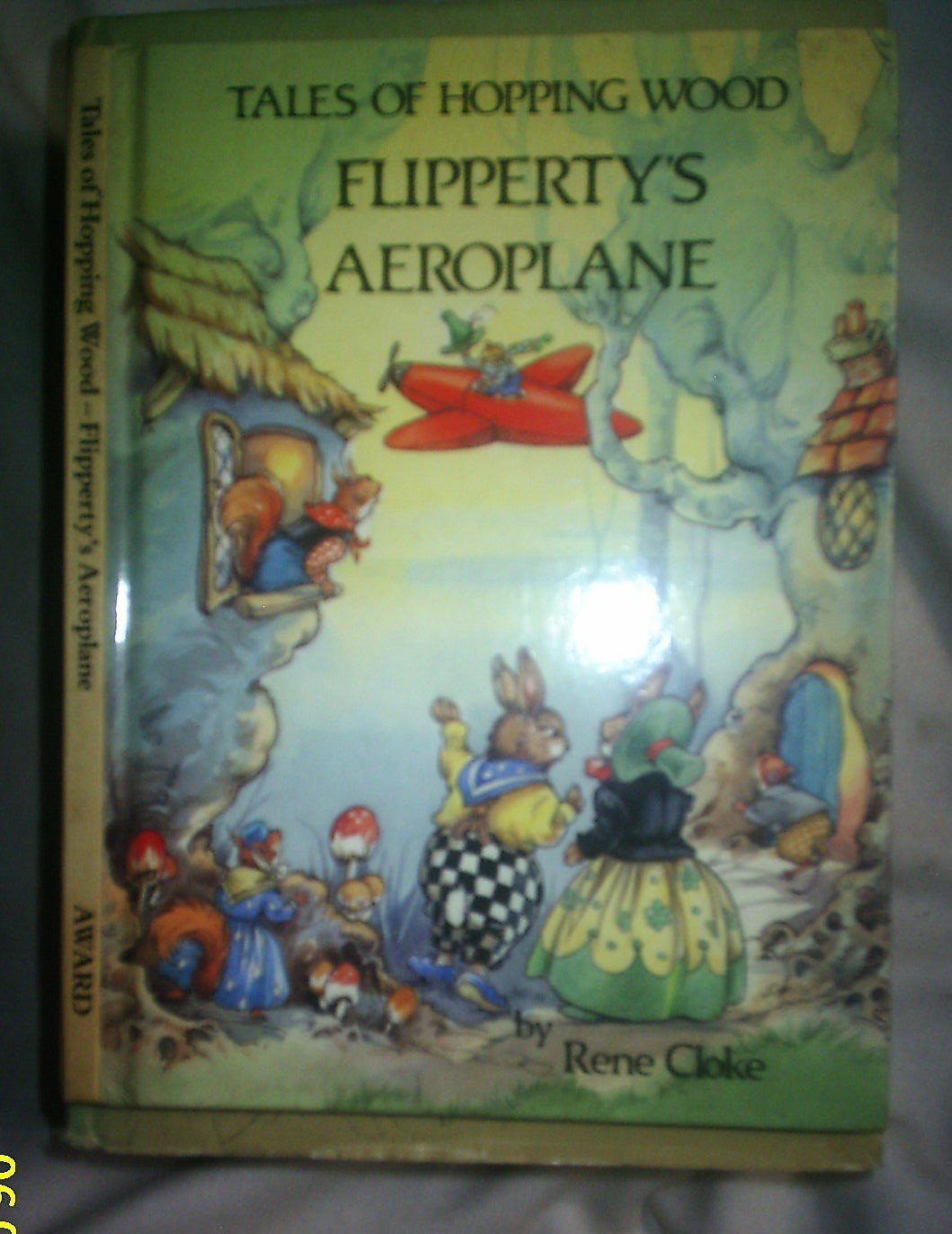 Flipperty's Aeroplane (Tales of Hopping Wood S.) Novels & Short Stories