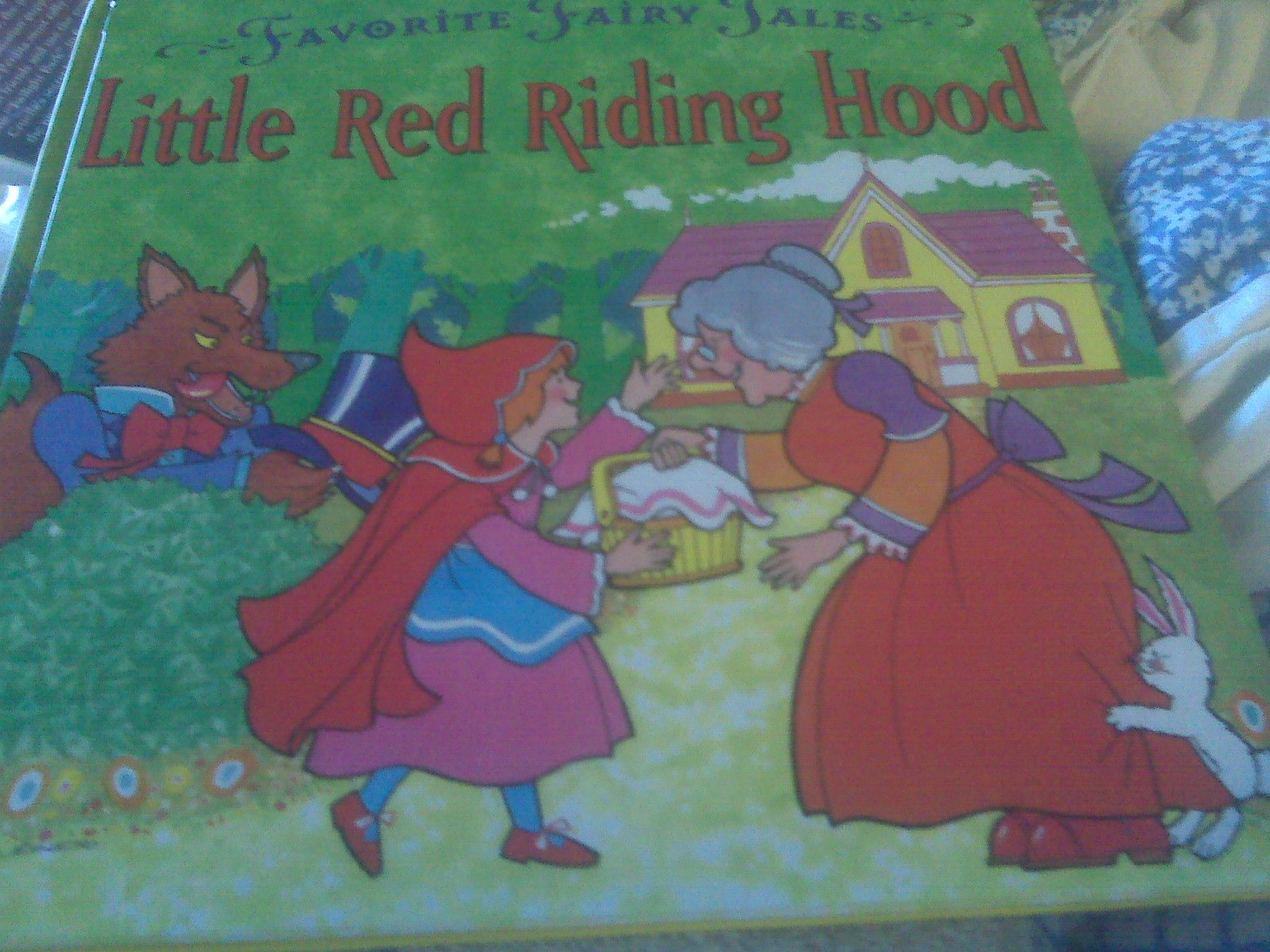 Little Red Riding Hood (Favorite Fairy Tales) Books
