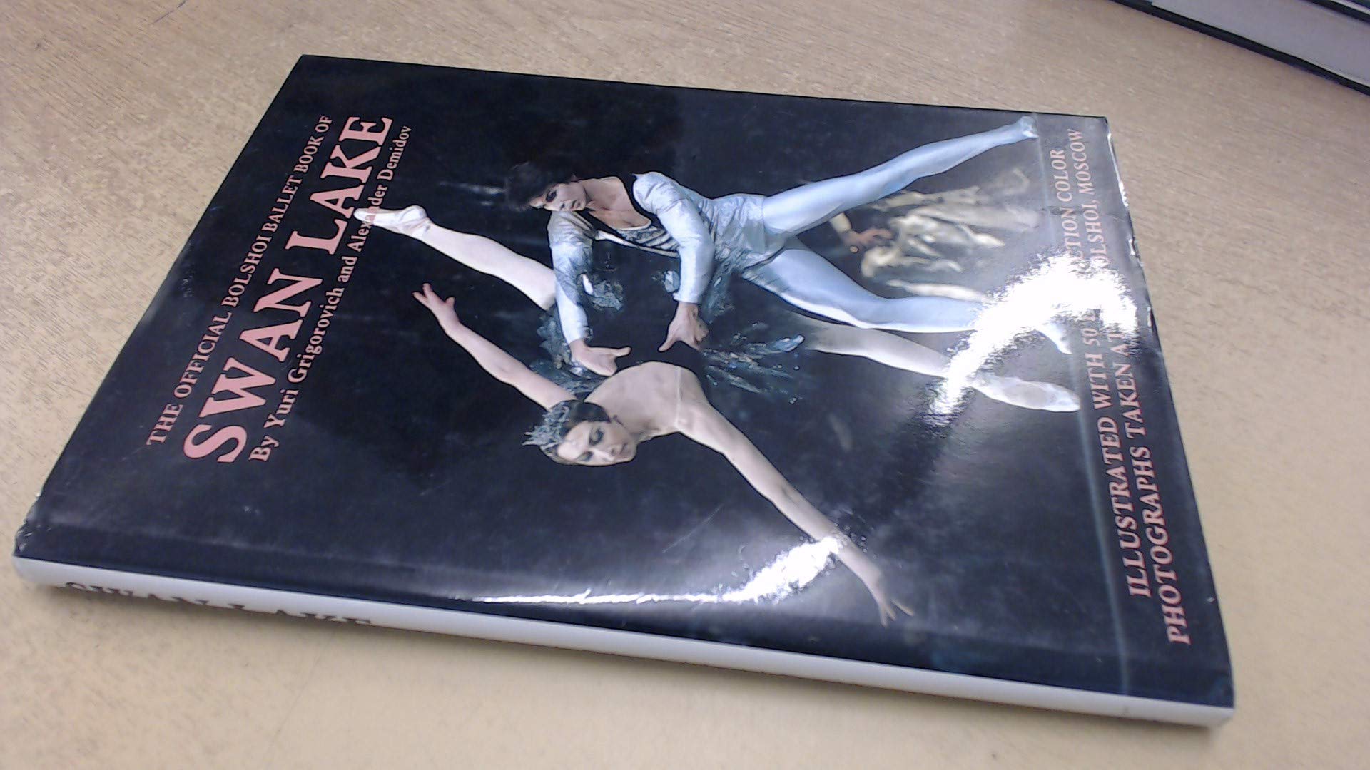 Official Bolshoi Ballet Book of Swan Lake Film, Art & Culture