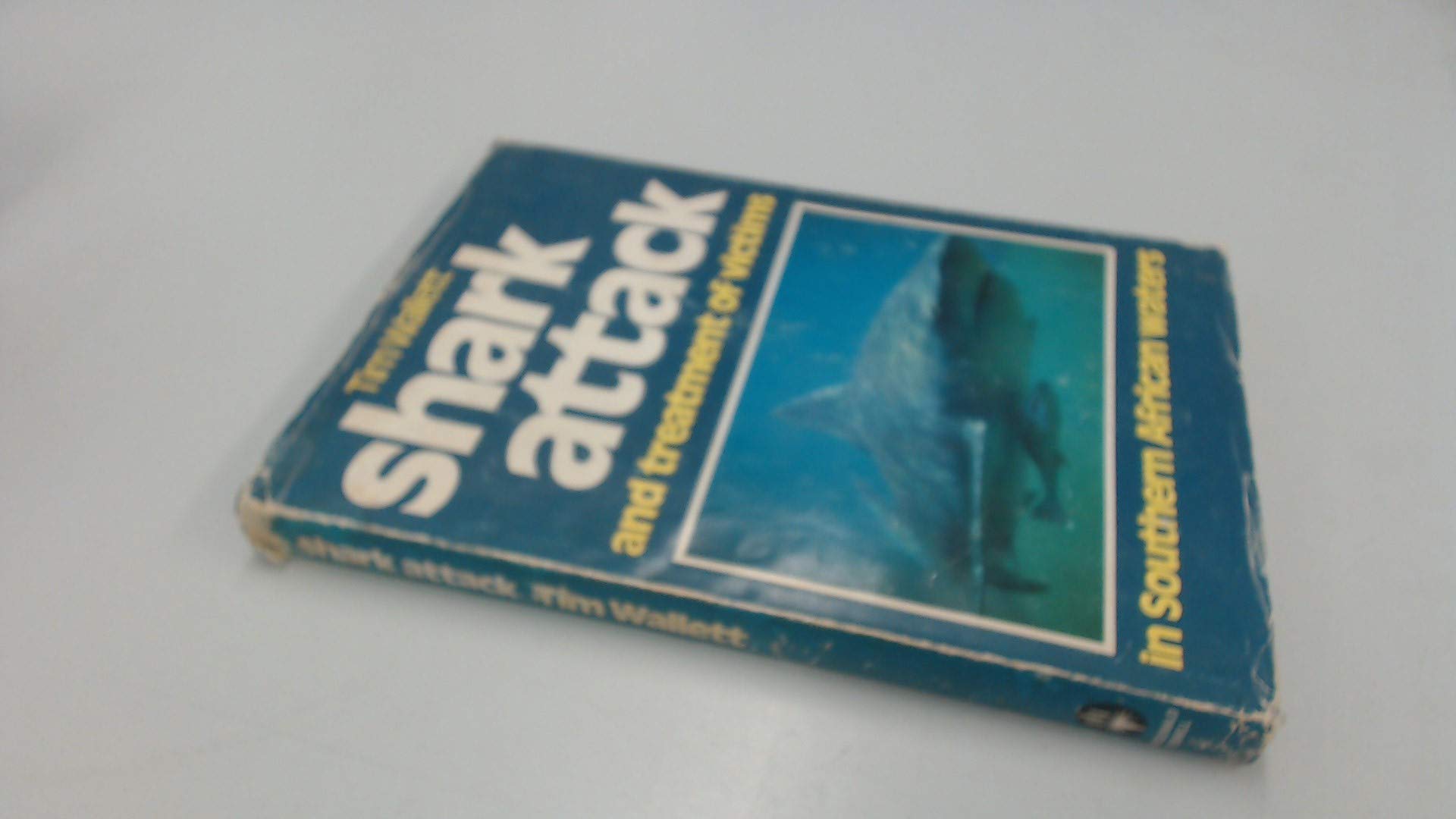 Shark Attack and the Treatment of Victims in Southern African Waters Books