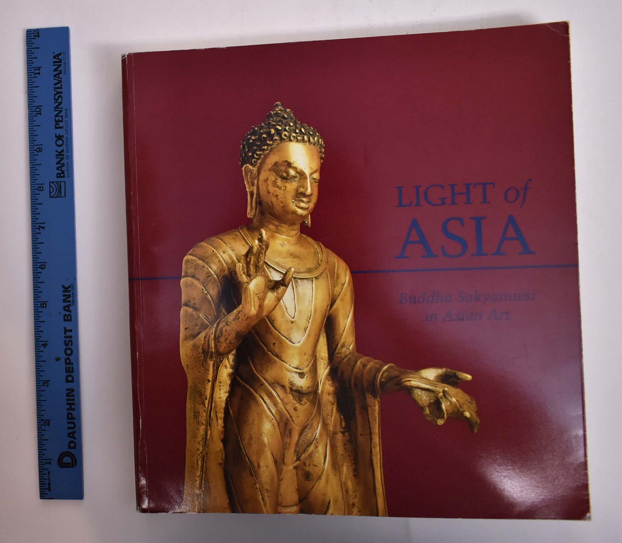 Light of Asia: Buddha Sakyamuni in Asian art Books