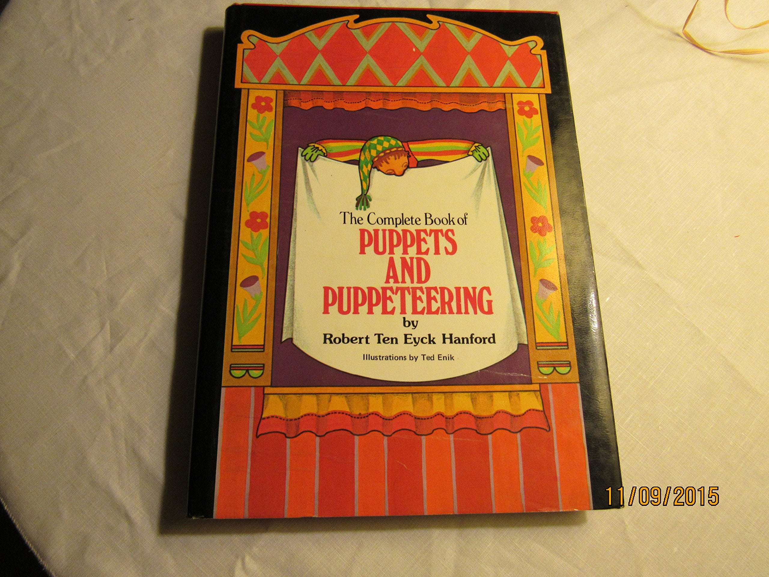 The complete book of puppets and puppetteering Books