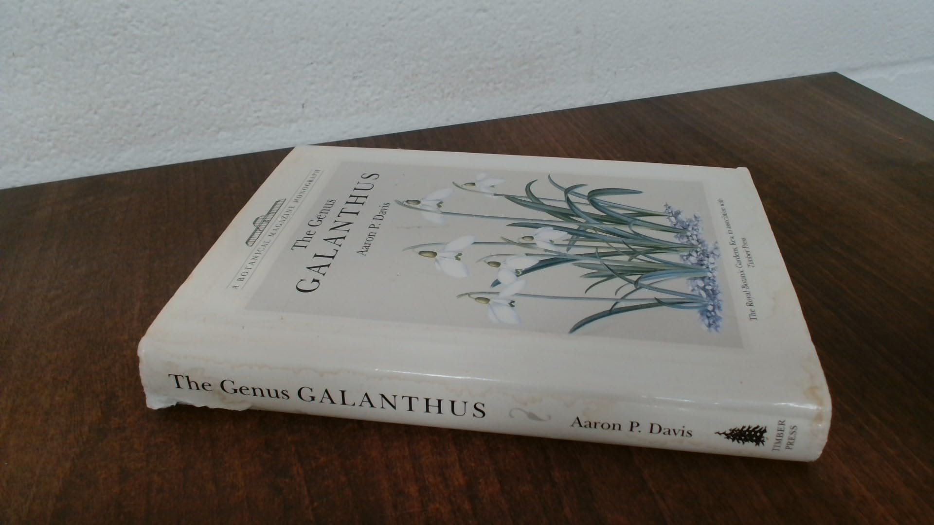 The Genus Galanthus: A "Botanical Magazine" Monograph Garden & Plants