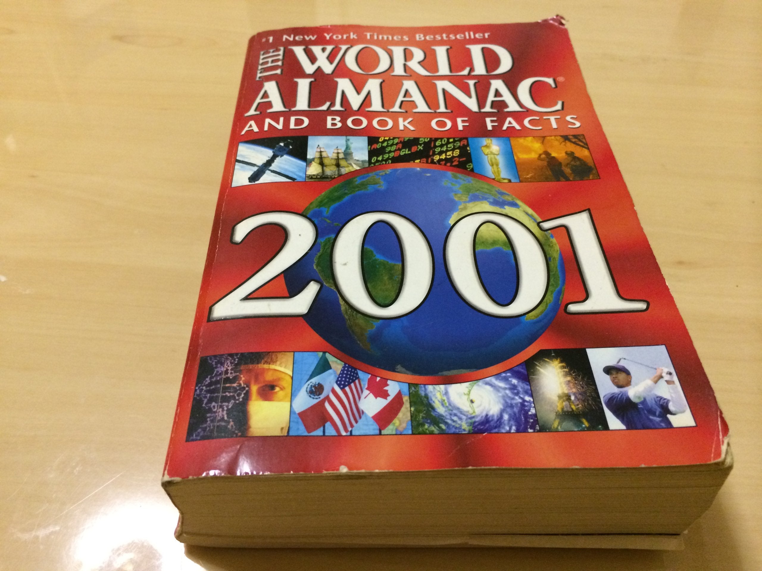 The World Almanac and Book of Facts 2001 Reference Books