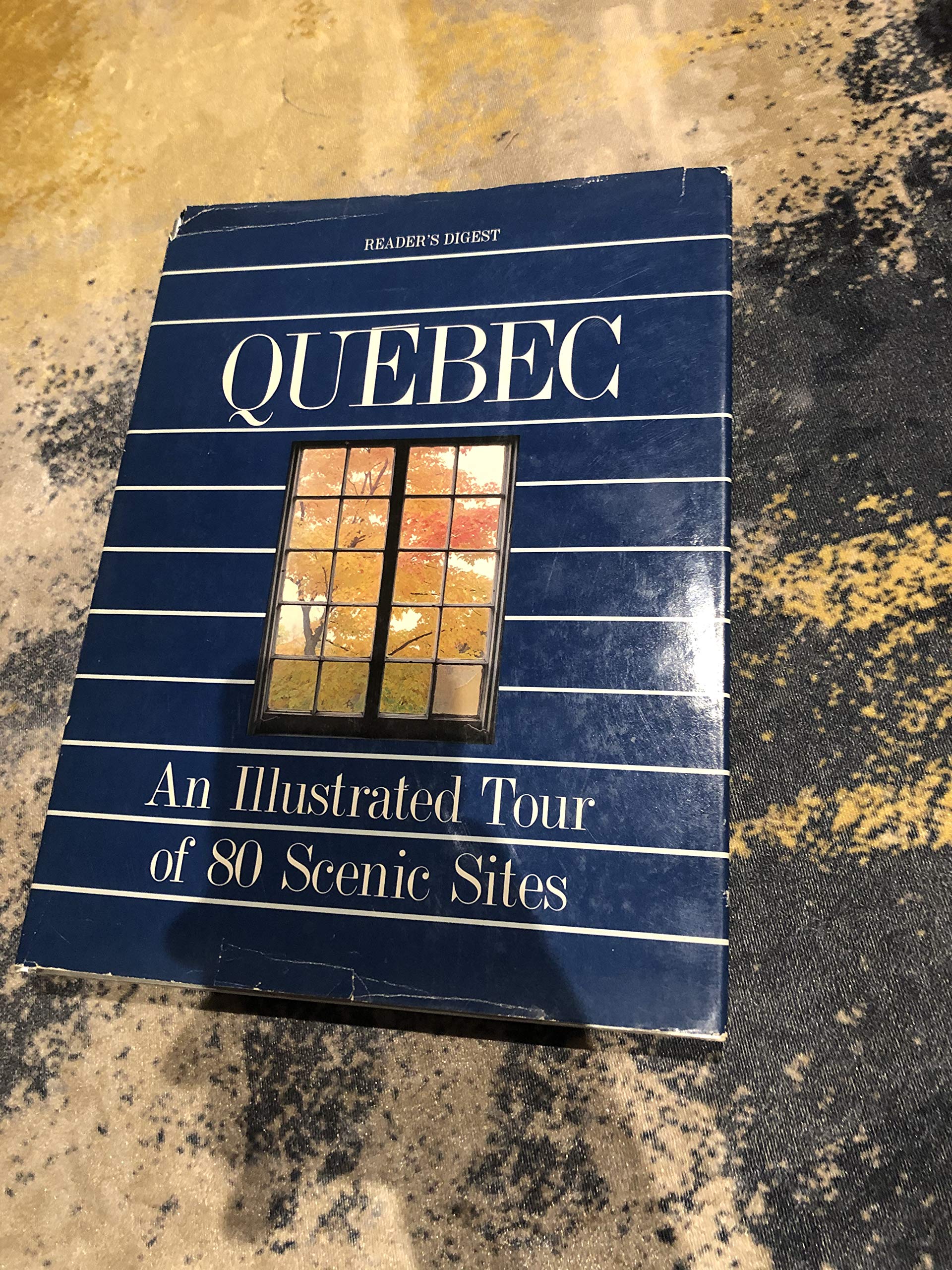 Quebec: An Illustrated Tour of Eighty Scenic Sights Travel Guides