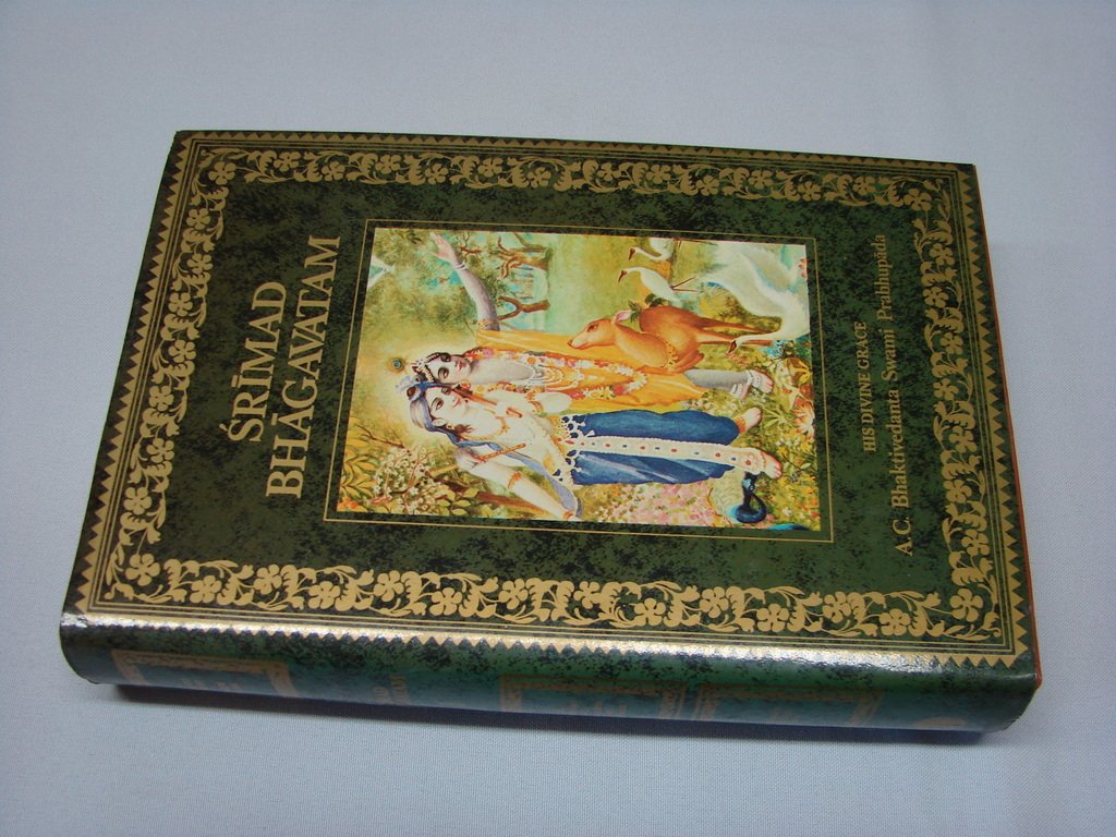 Srimad Bhagavatam (Erster Teil - Kapitel 1-5). Dritter Canto "Der Status quo" Books
