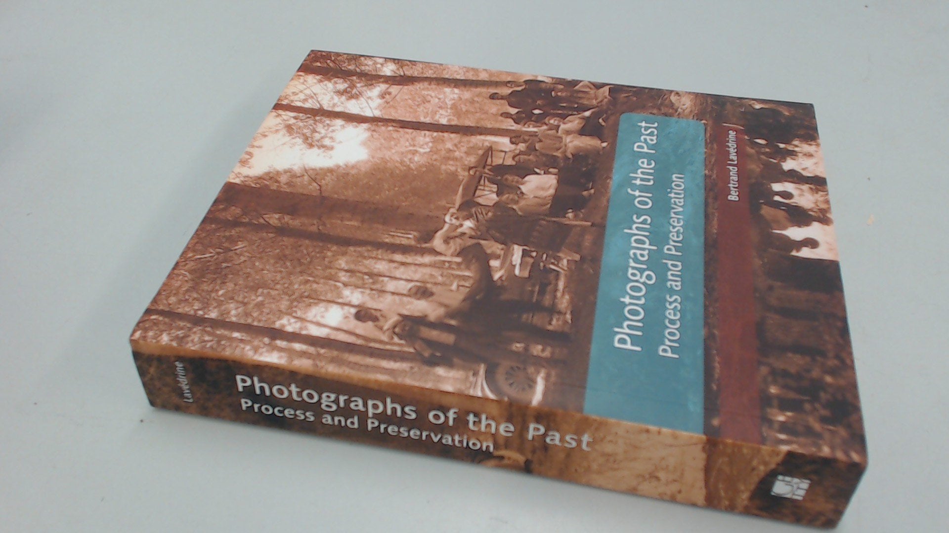Photographs of the Past: Process and Preservation (Getty Publications –) Arts & Music